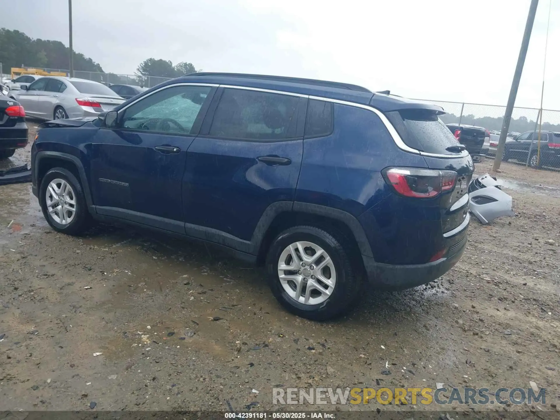 3 Photograph of a damaged car 3C4NJCAB2LT253123 JEEP COMPASS 2020