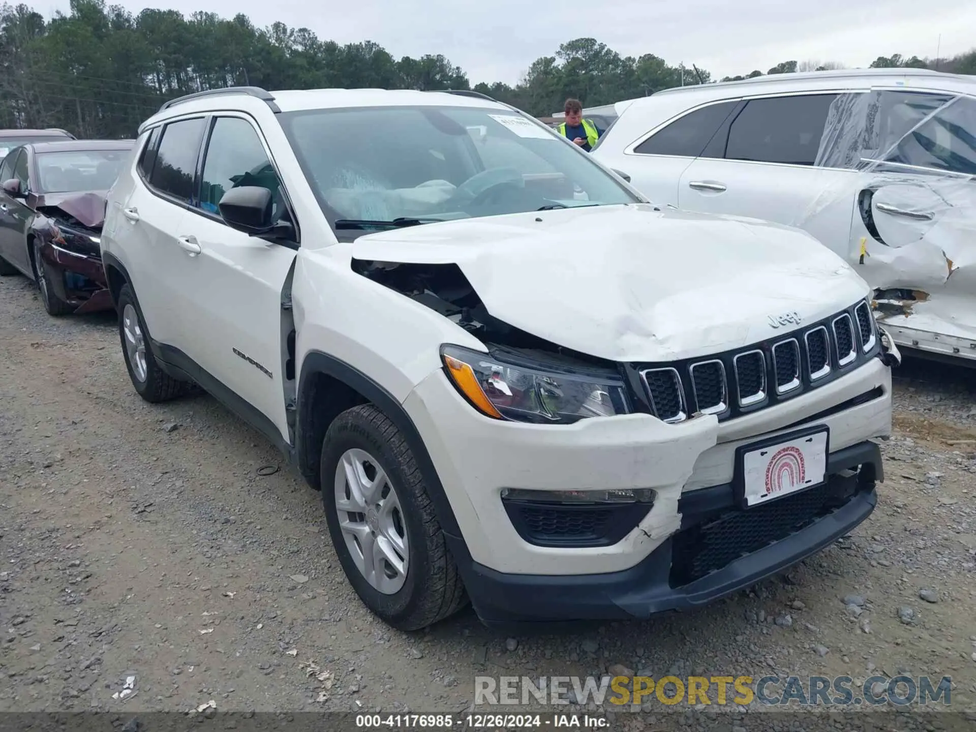 13 Photograph of a damaged car 3C4NJCAB3LT150955 JEEP COMPASS 2020