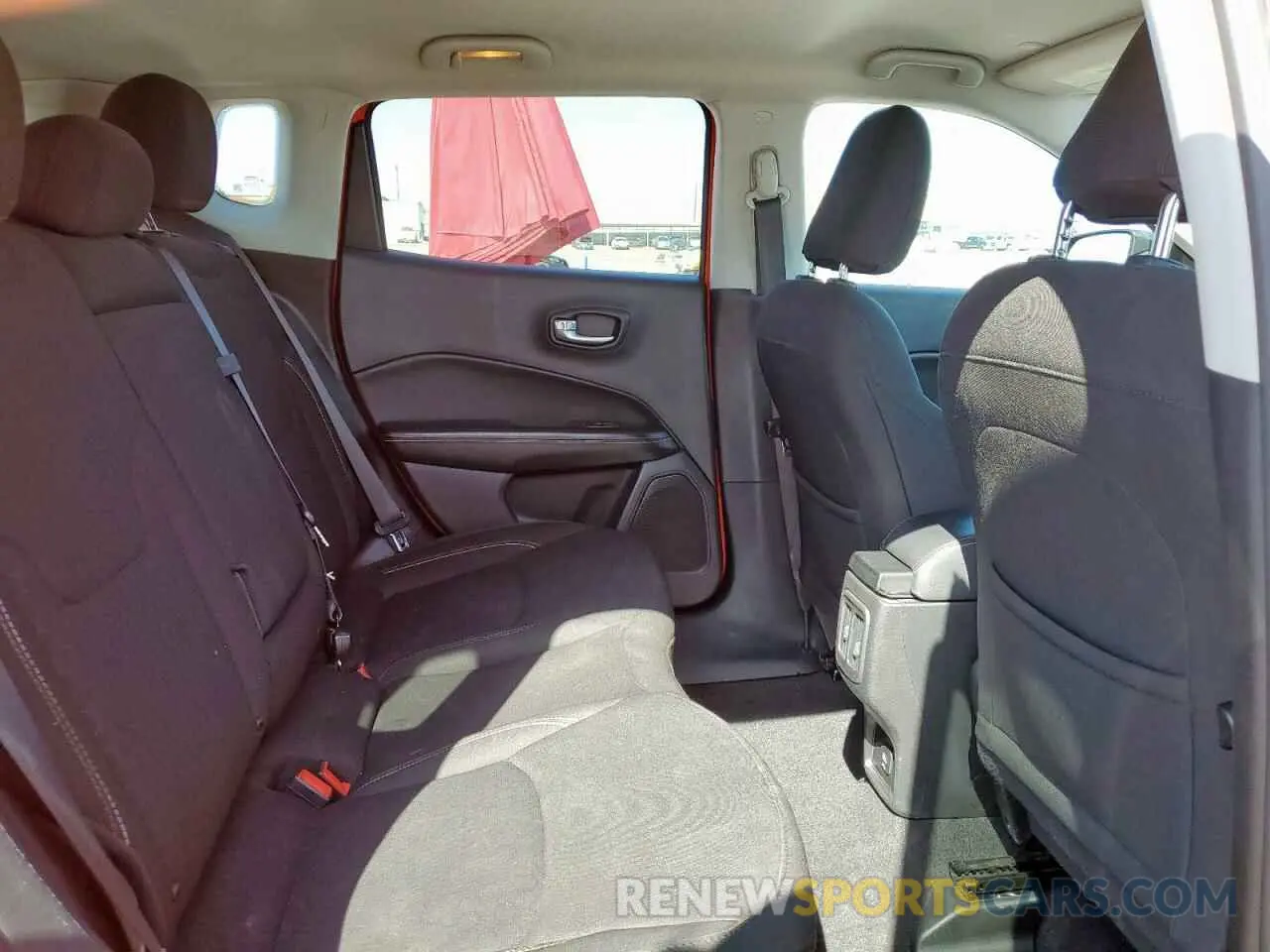 11 Photograph of a damaged car 3C4NJCAB3LT253177 JEEP COMPASS 2020