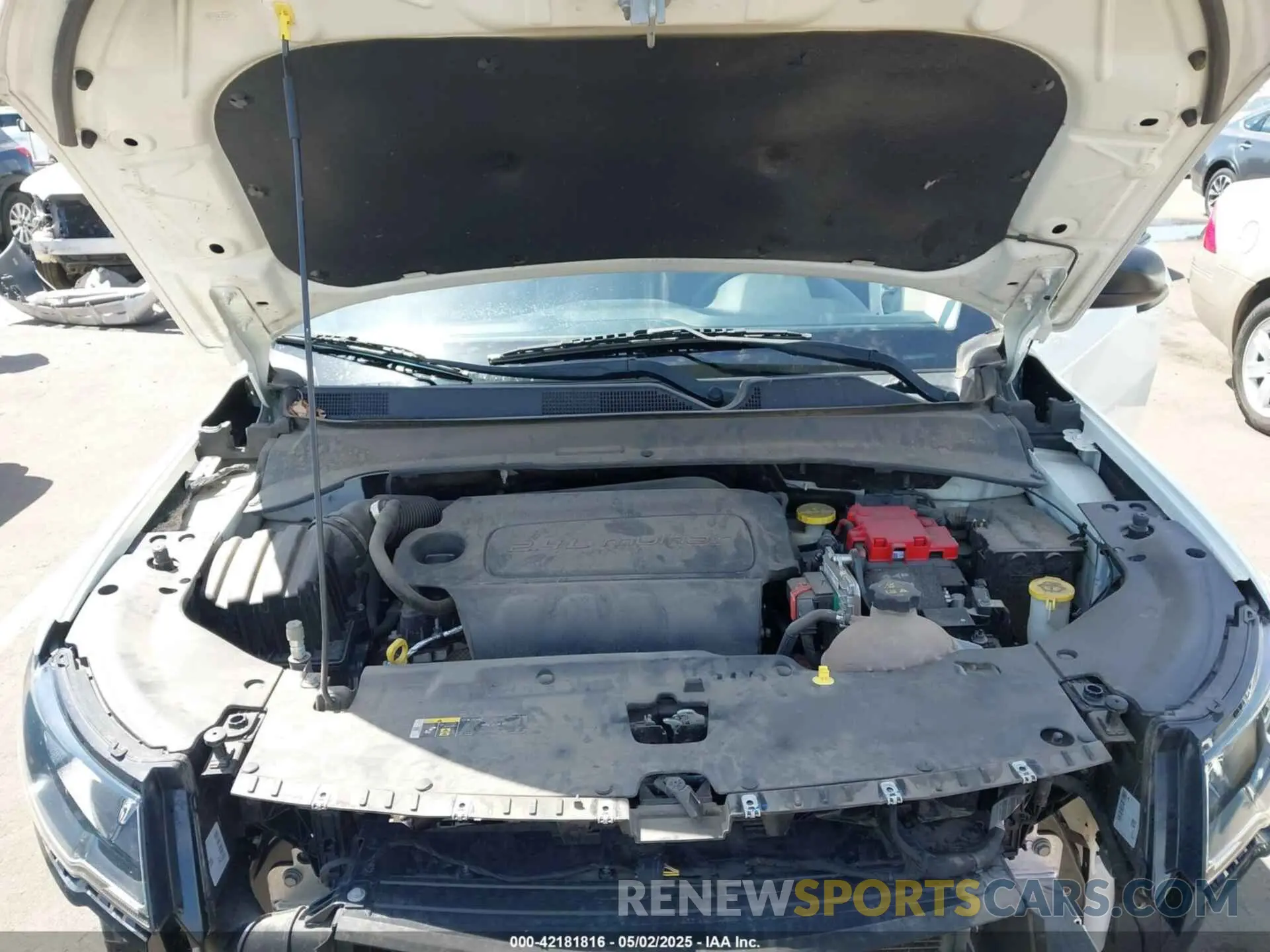 10 Photograph of a damaged car 3C4NJCAB5LT253133 JEEP COMPASS 2020