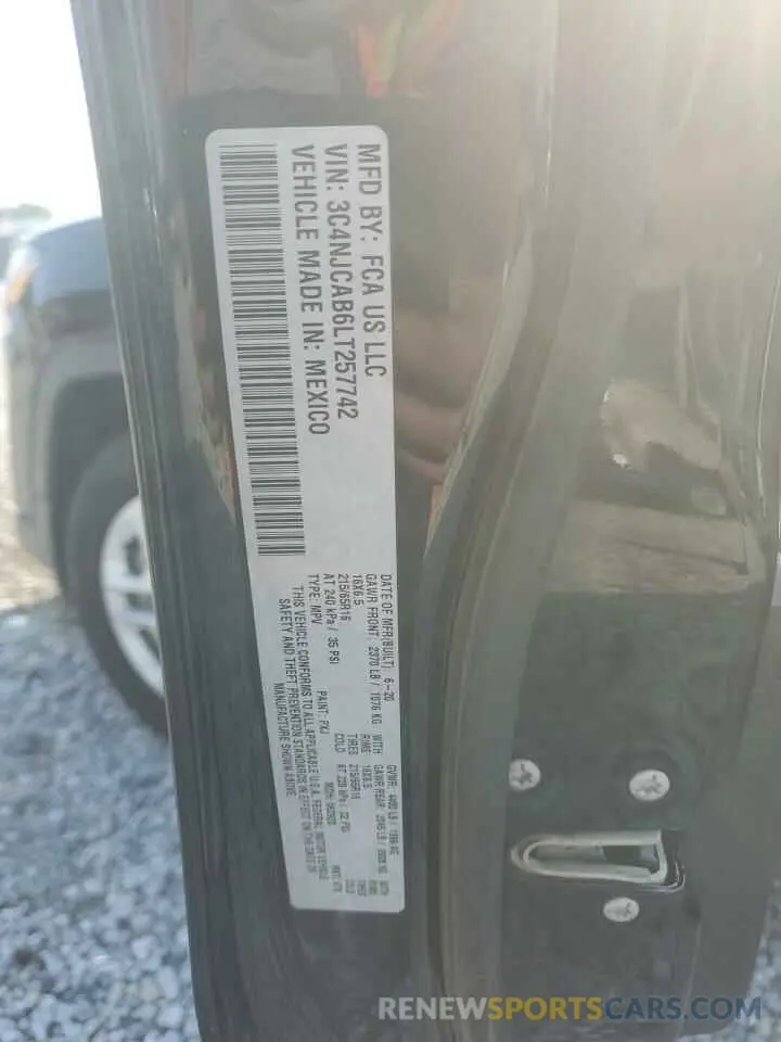 13 Photograph of a damaged car 3C4NJCAB6LT257742 JEEP COMPASS 2020