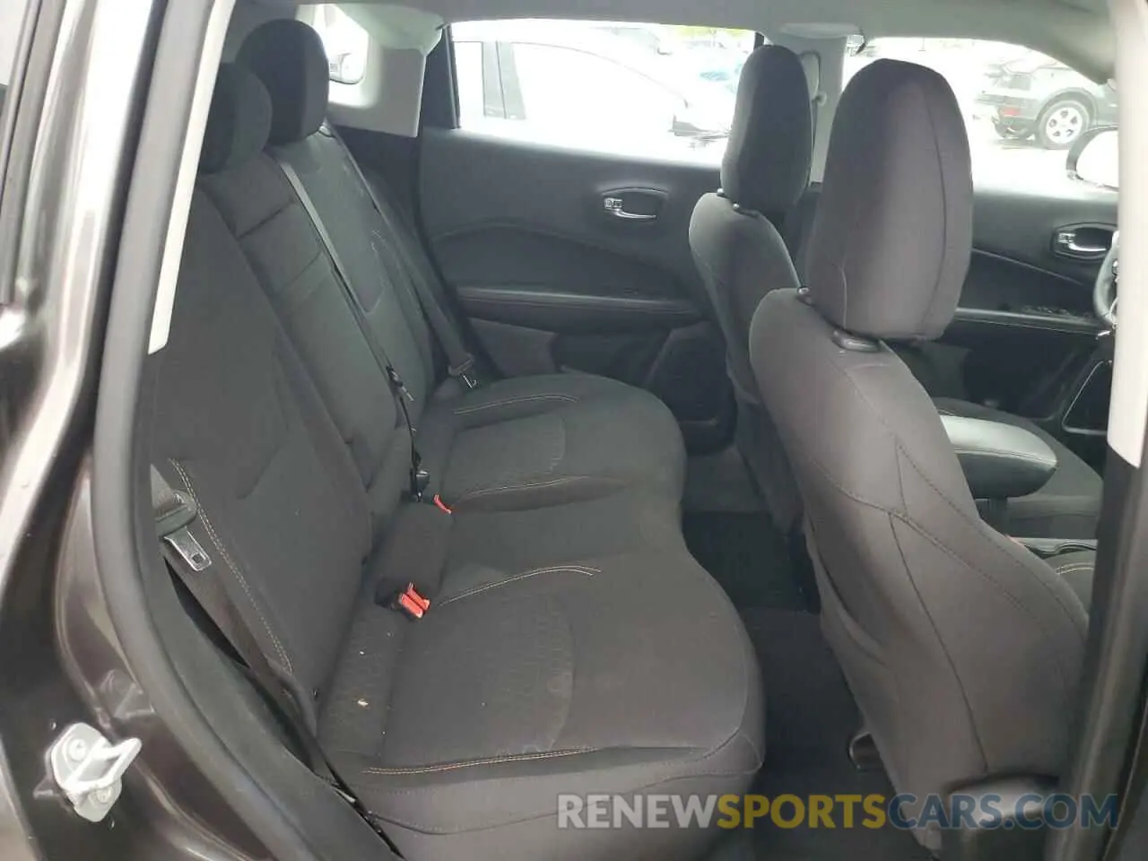11 Photograph of a damaged car 3C4NJCAB7LT122897 JEEP COMPASS 2020