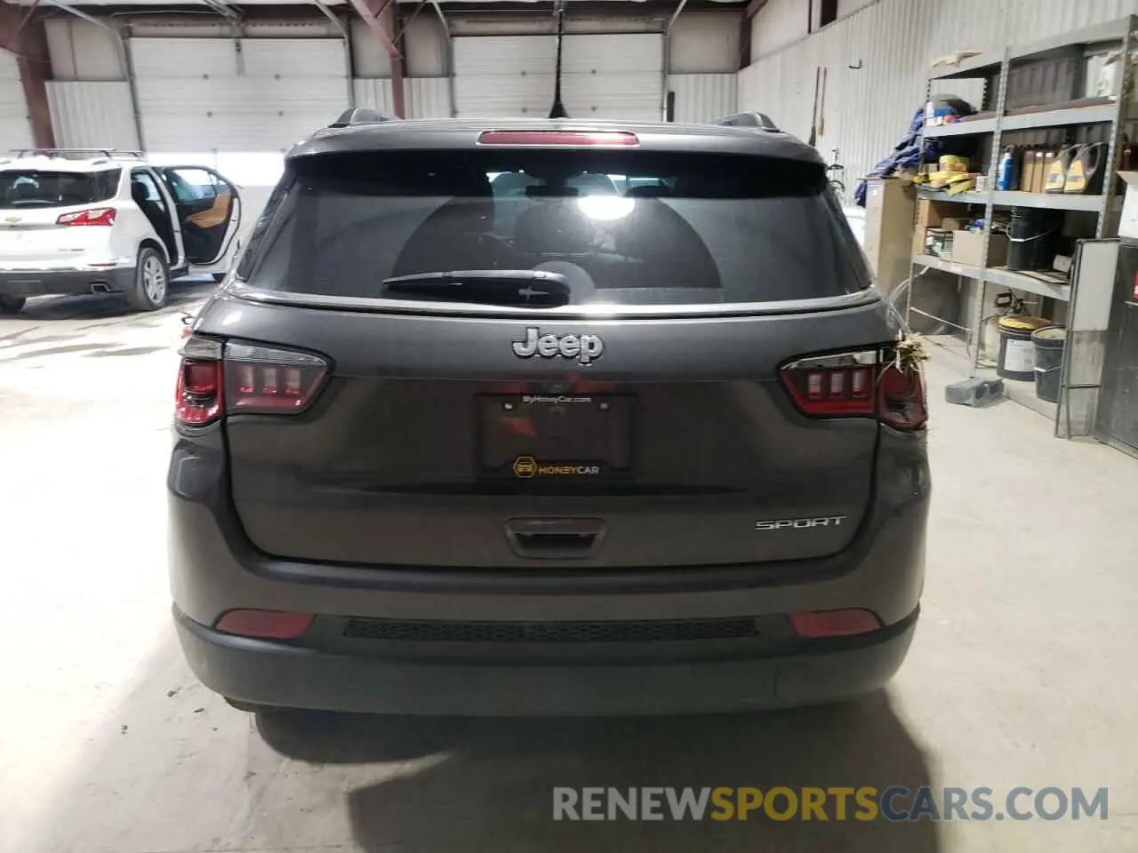 6 Photograph of a damaged car 3C4NJCAB9LT144349 JEEP COMPASS 2020