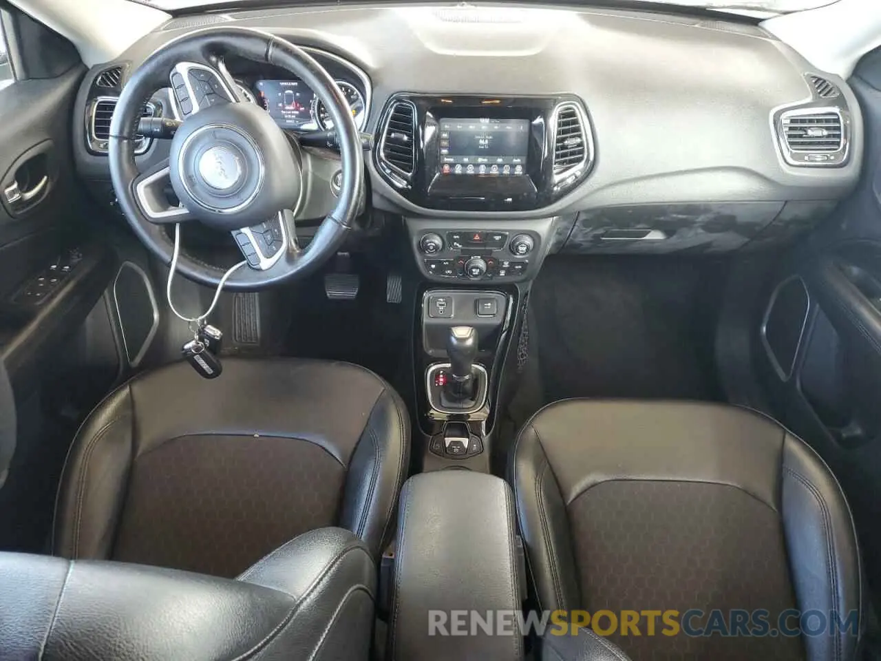 8 Photograph of a damaged car 3C4NJCBB1LT141041 JEEP COMPASS 2020