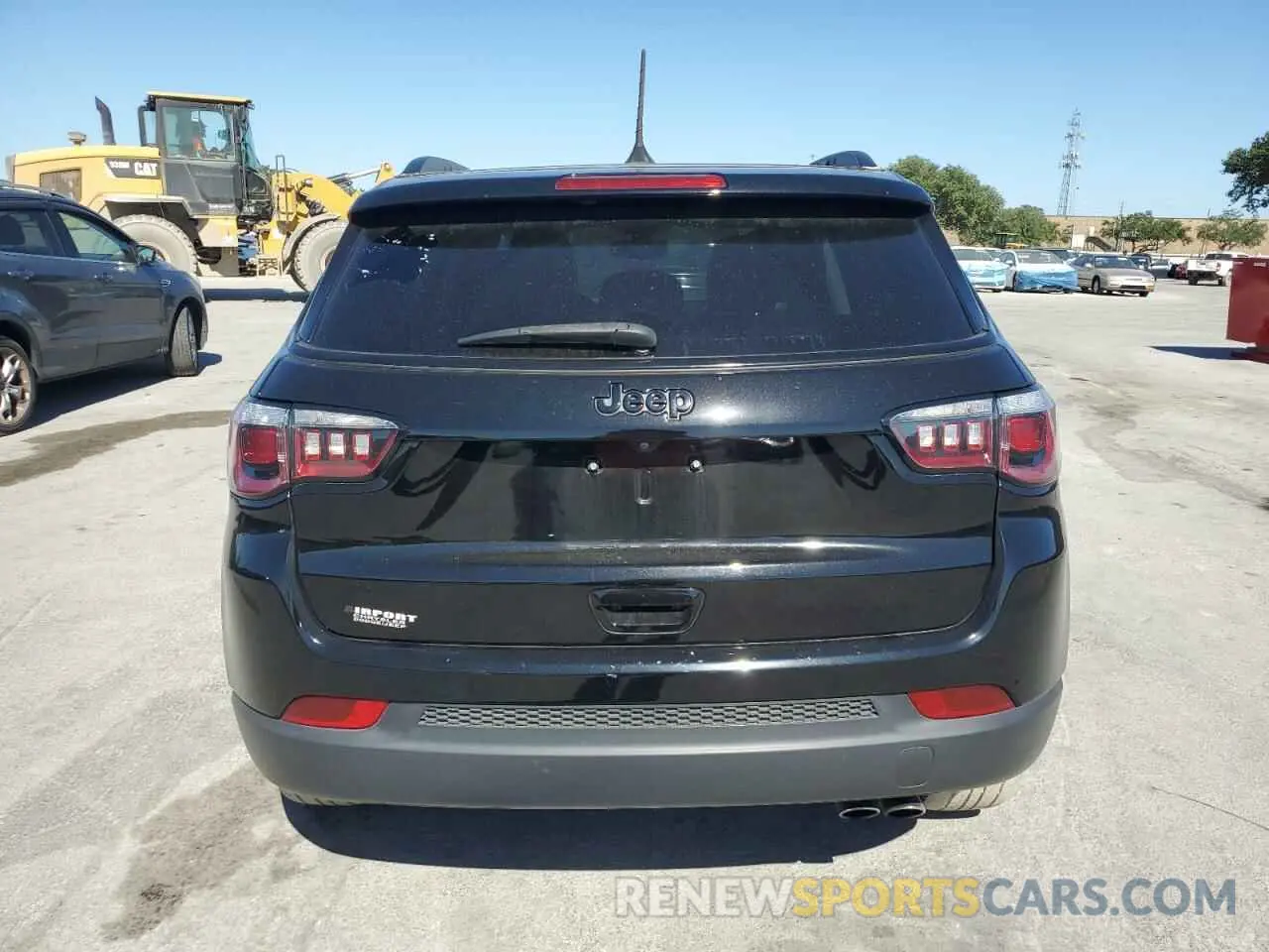 6 Photograph of a damaged car 3C4NJCBB1LT236568 JEEP COMPASS 2020