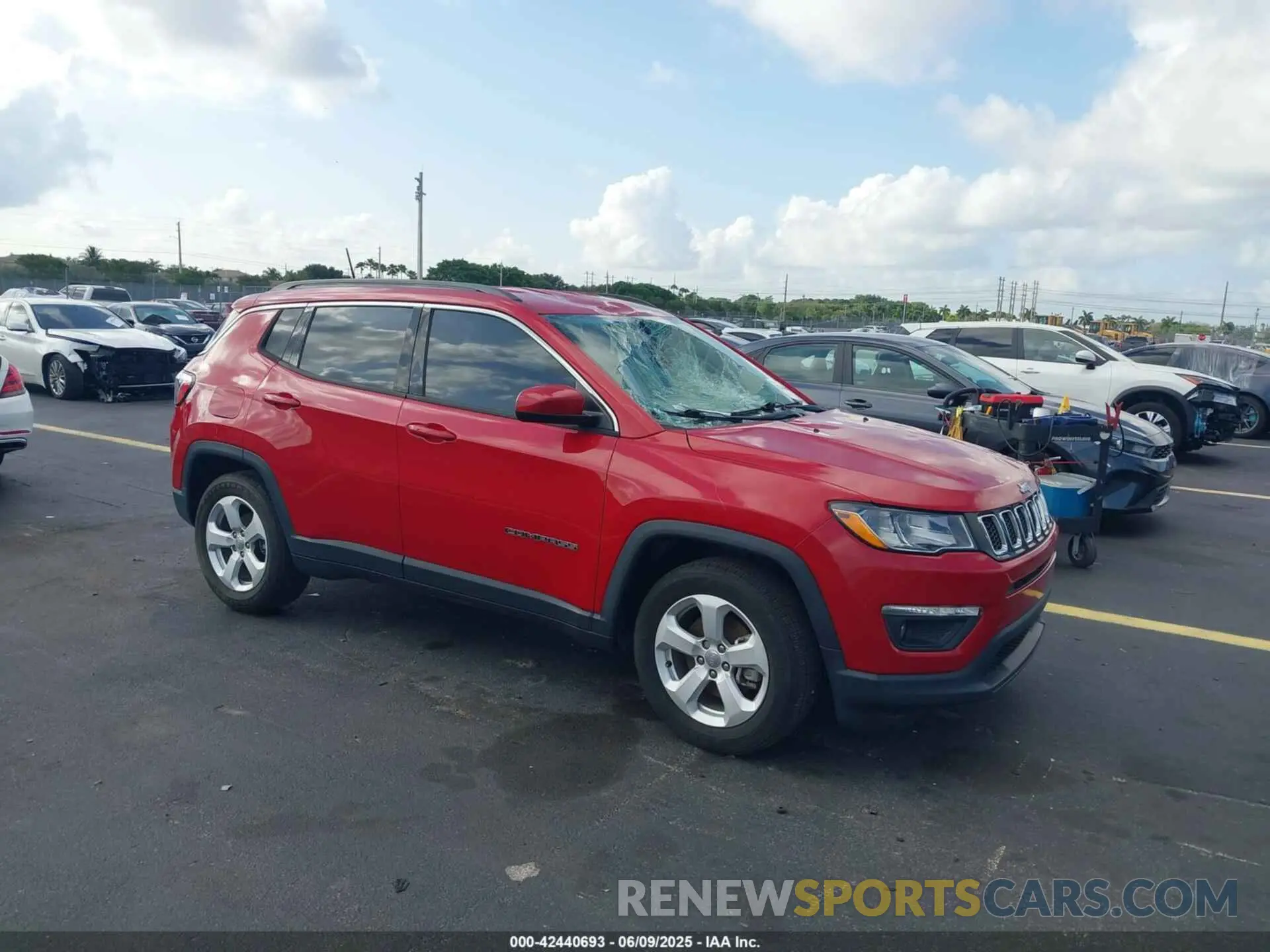 1 Photograph of a damaged car 3C4NJCBB2LT154879 JEEP COMPASS 2020