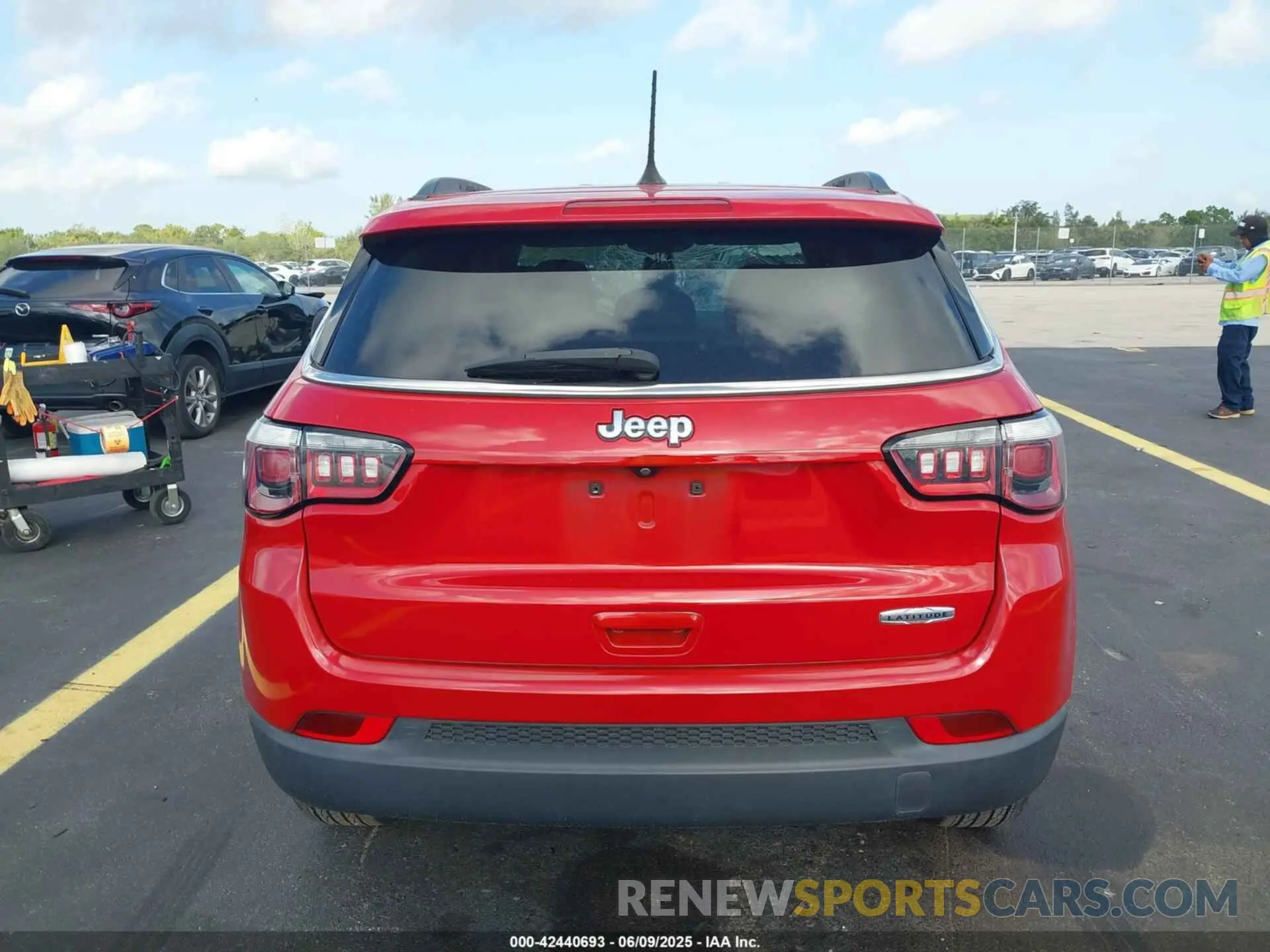 16 Photograph of a damaged car 3C4NJCBB2LT154879 JEEP COMPASS 2020