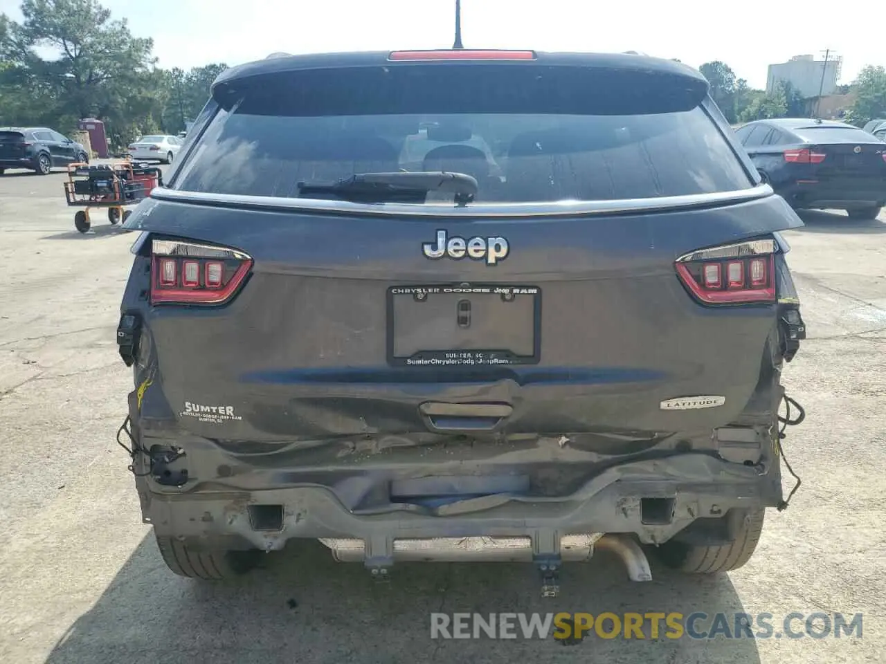 6 Photograph of a damaged car 3C4NJCBB2LT247031 JEEP COMPASS 2020