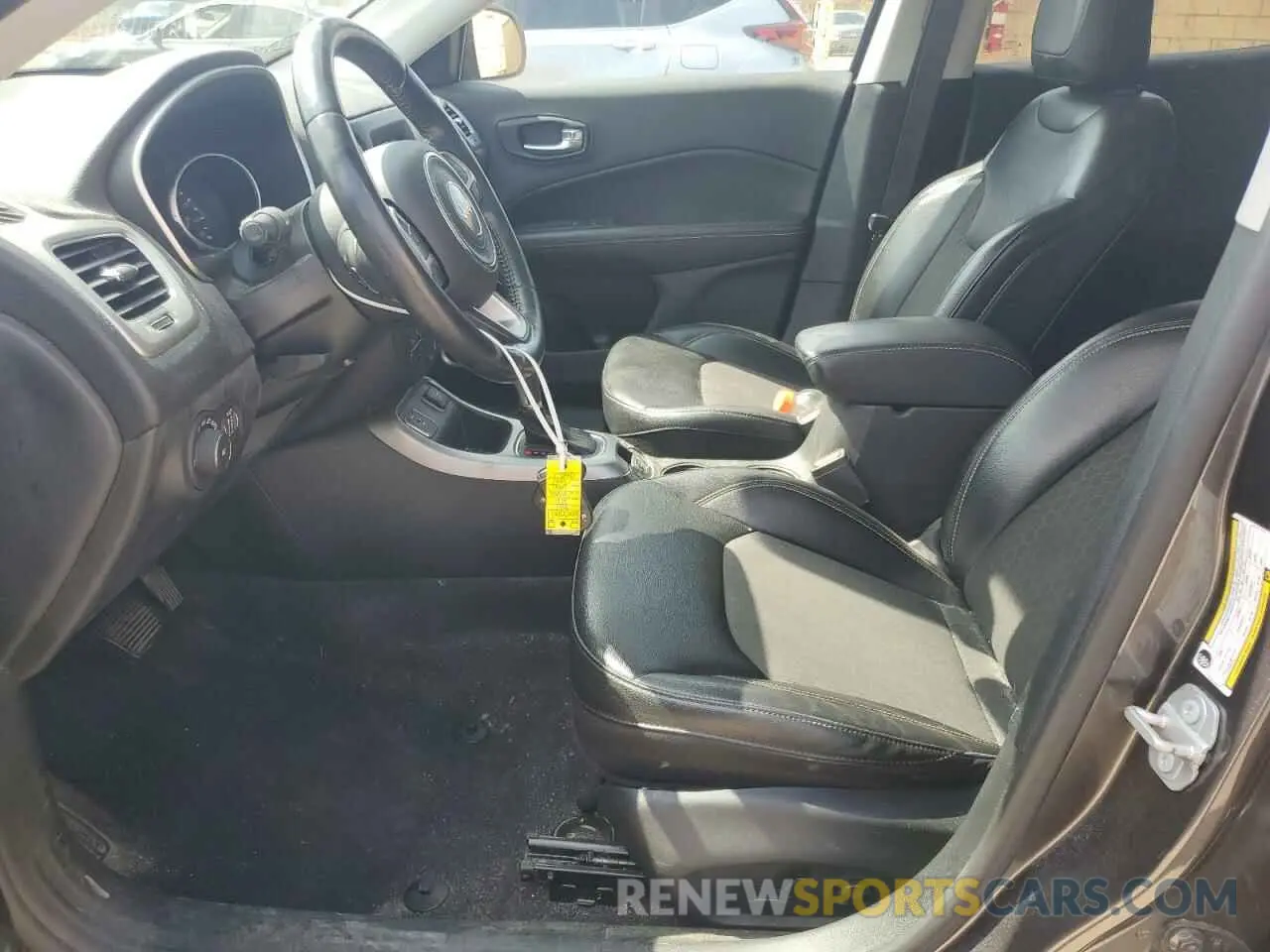 7 Photograph of a damaged car 3C4NJCBB2LT247031 JEEP COMPASS 2020