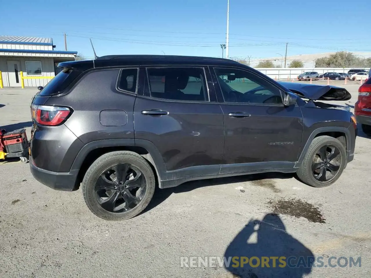 3 Photograph of a damaged car 3C4NJCBB3LT129392 JEEP COMPASS 2020