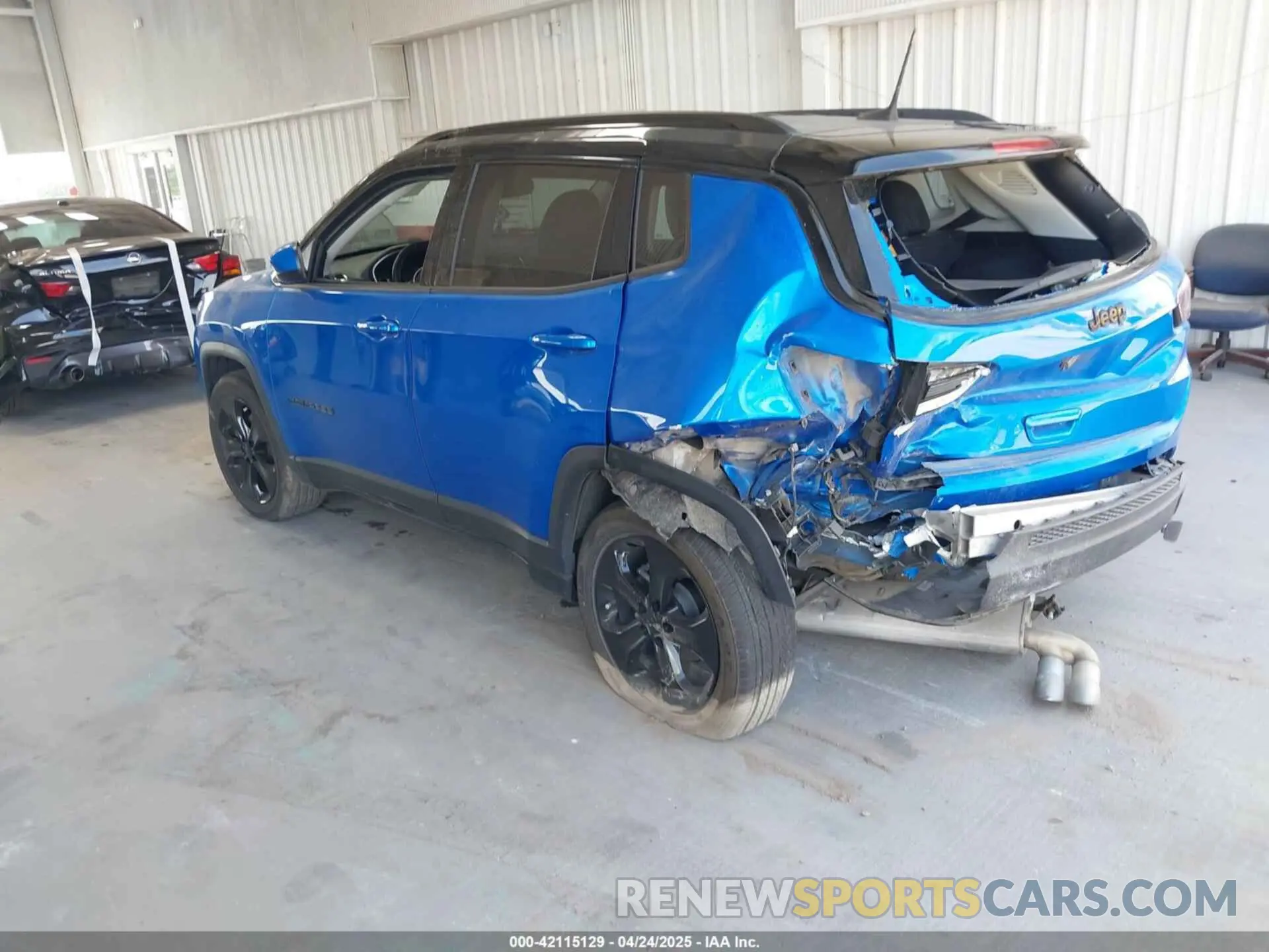 3 Photograph of a damaged car 3C4NJCBB3LT257440 JEEP COMPASS 2020