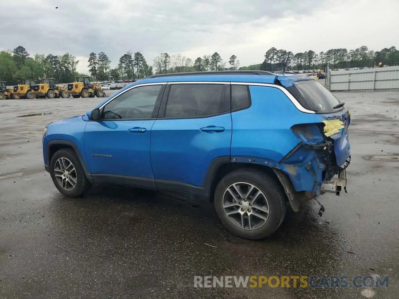 2 Photograph of a damaged car 3C4NJCBB3LT258572 JEEP COMPASS 2020