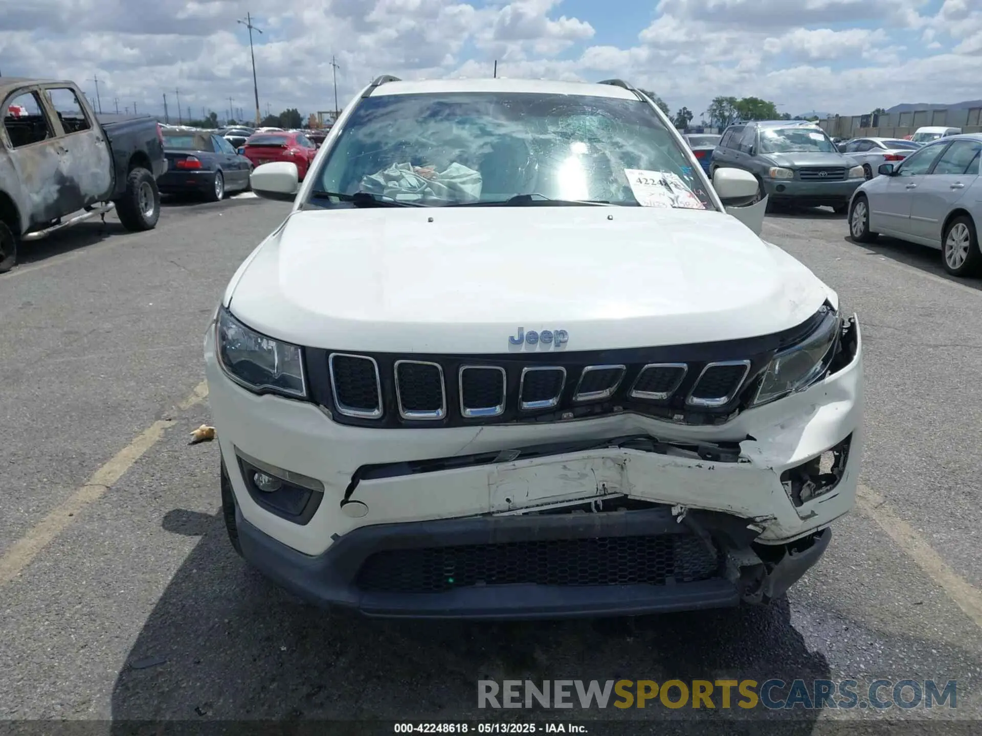 12 Photograph of a damaged car 3C4NJCBB4LT141695 JEEP COMPASS 2020
