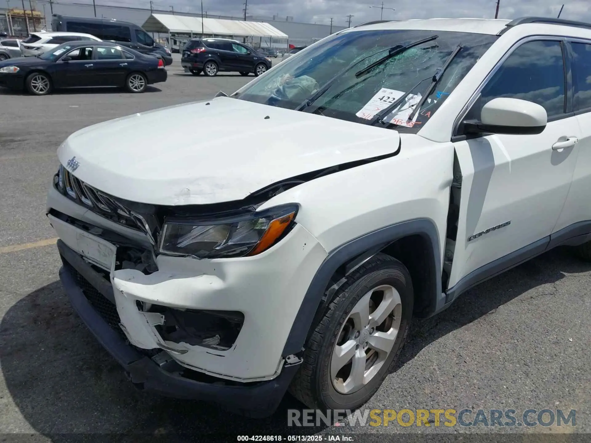 17 Photograph of a damaged car 3C4NJCBB4LT141695 JEEP COMPASS 2020