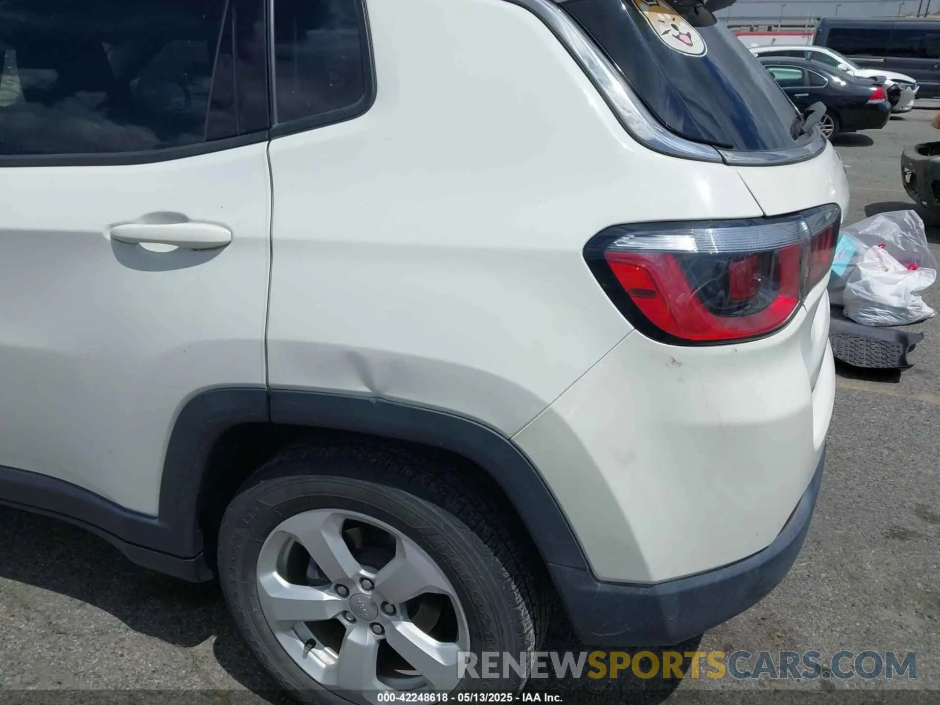 18 Photograph of a damaged car 3C4NJCBB4LT141695 JEEP COMPASS 2020