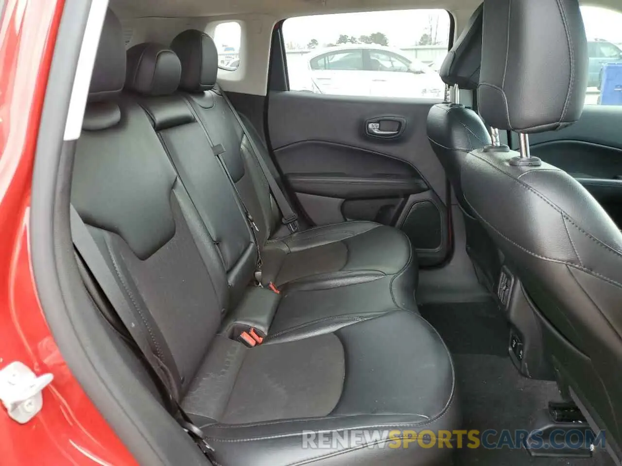 11 Photograph of a damaged car 3C4NJCBB5LT162409 JEEP COMPASS 2020