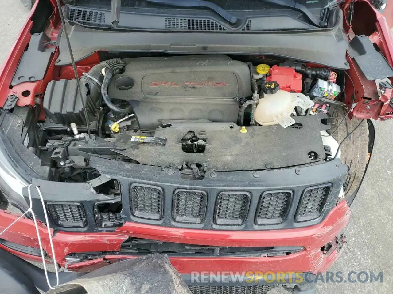 13 Photograph of a damaged car 3C4NJCBB5LT162409 JEEP COMPASS 2020