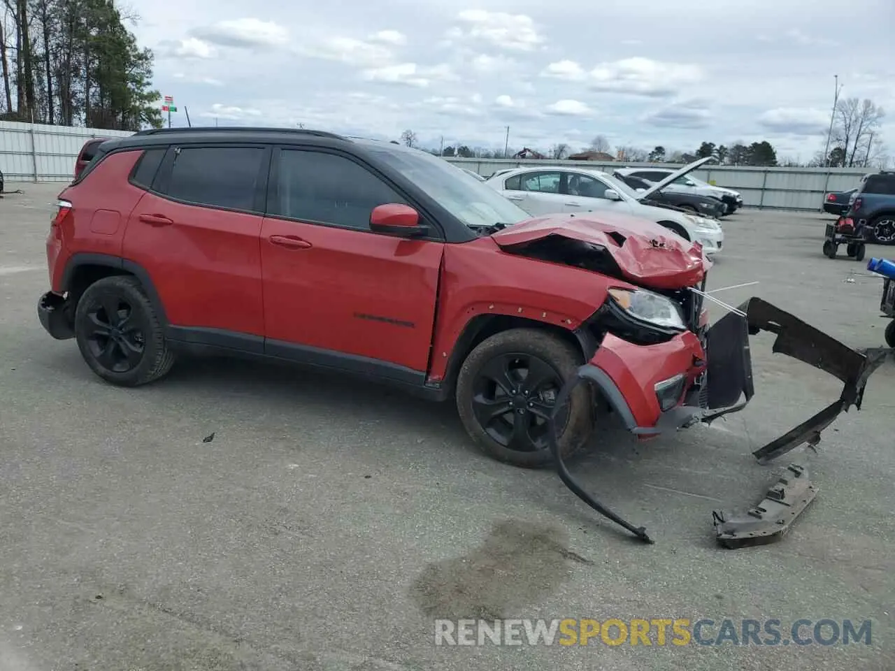 4 Photograph of a damaged car 3C4NJCBB5LT162409 JEEP COMPASS 2020