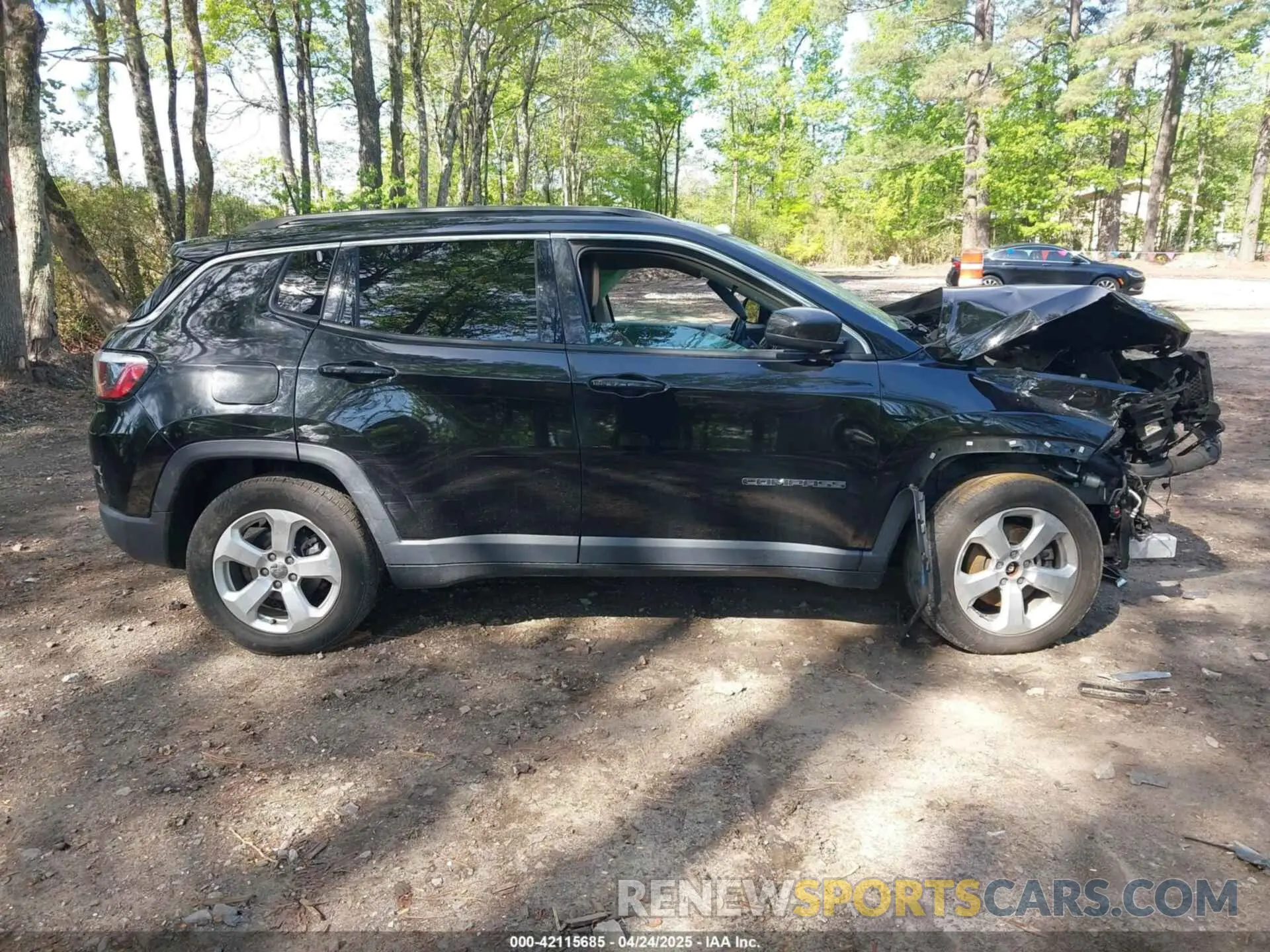 14 Photograph of a damaged car 3C4NJCBB5LT257567 JEEP COMPASS 2020
