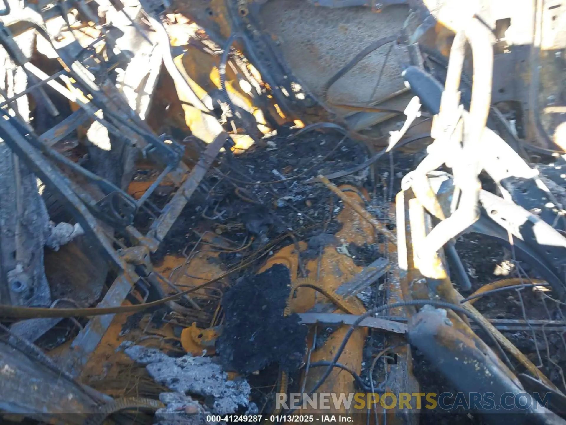 8 Photograph of a damaged car 3C4NJCBB6LT143030 JEEP COMPASS 2020