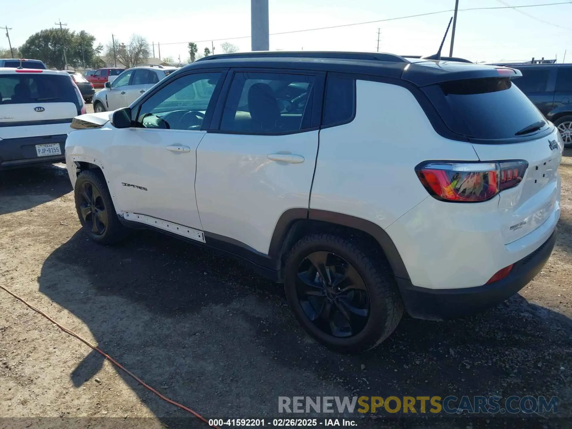 3 Photograph of a damaged car 3C4NJCBB6LT147594 JEEP COMPASS 2020