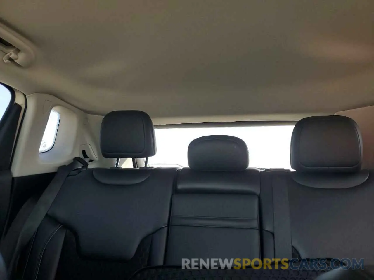 10 Photograph of a damaged car 3C4NJCBB6LT153119 JEEP COMPASS 2020
