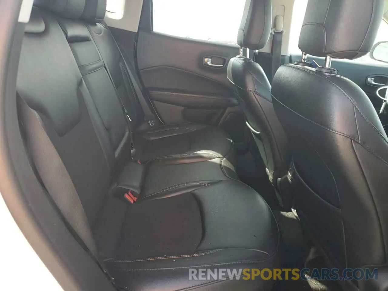 11 Photograph of a damaged car 3C4NJCBB6LT153119 JEEP COMPASS 2020