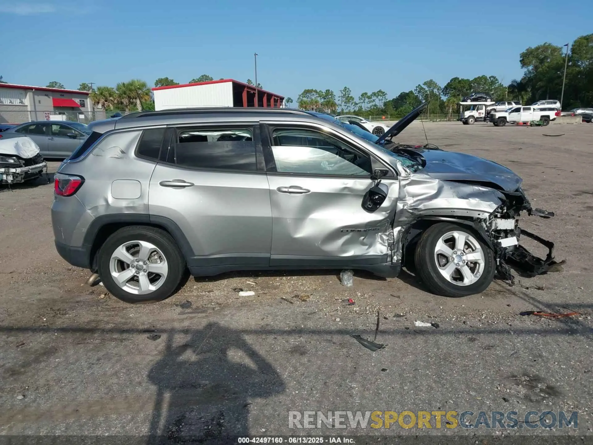 13 Photograph of a damaged car 3C4NJCBB6LT235321 JEEP COMPASS 2020