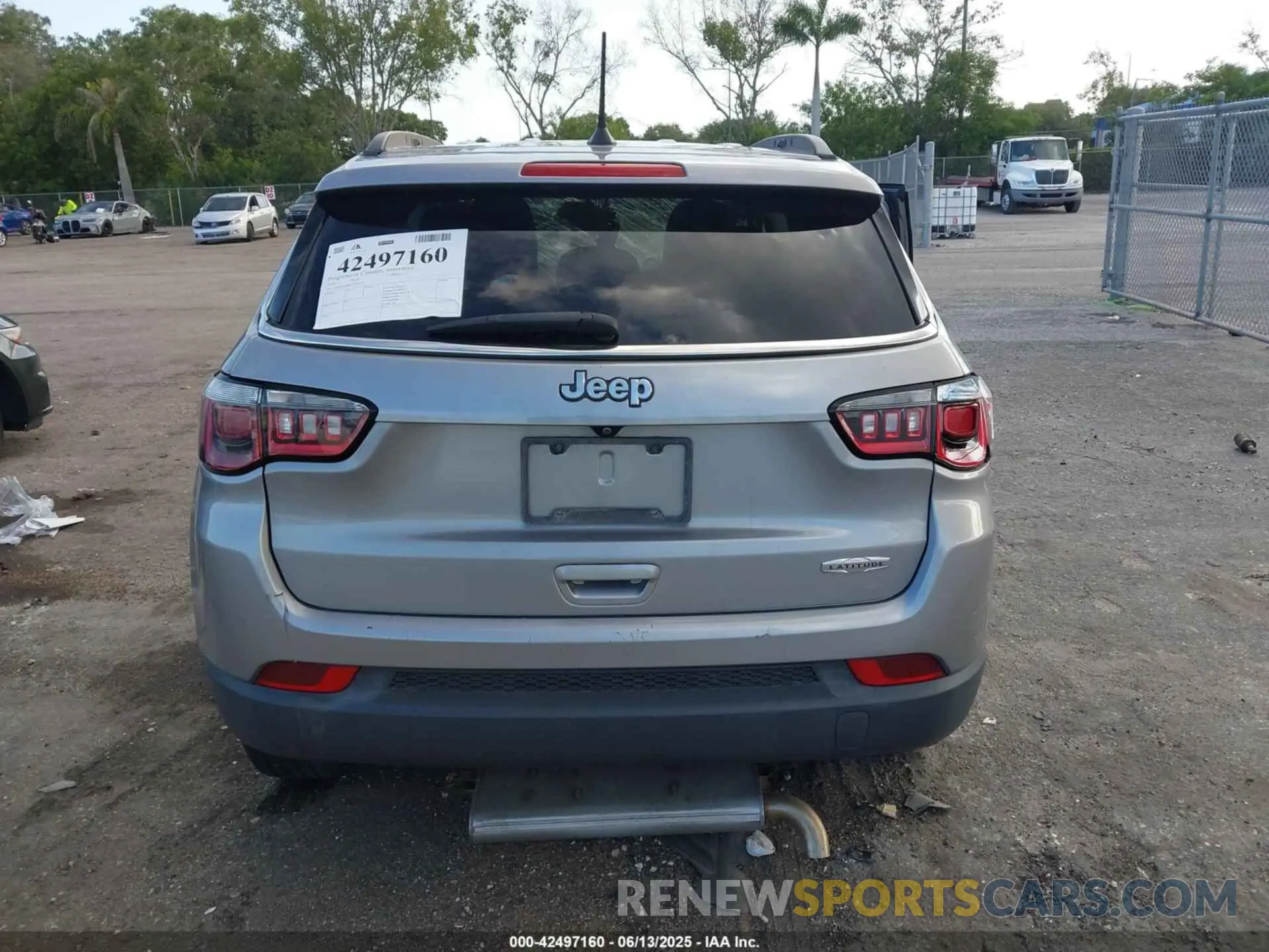 16 Photograph of a damaged car 3C4NJCBB6LT235321 JEEP COMPASS 2020