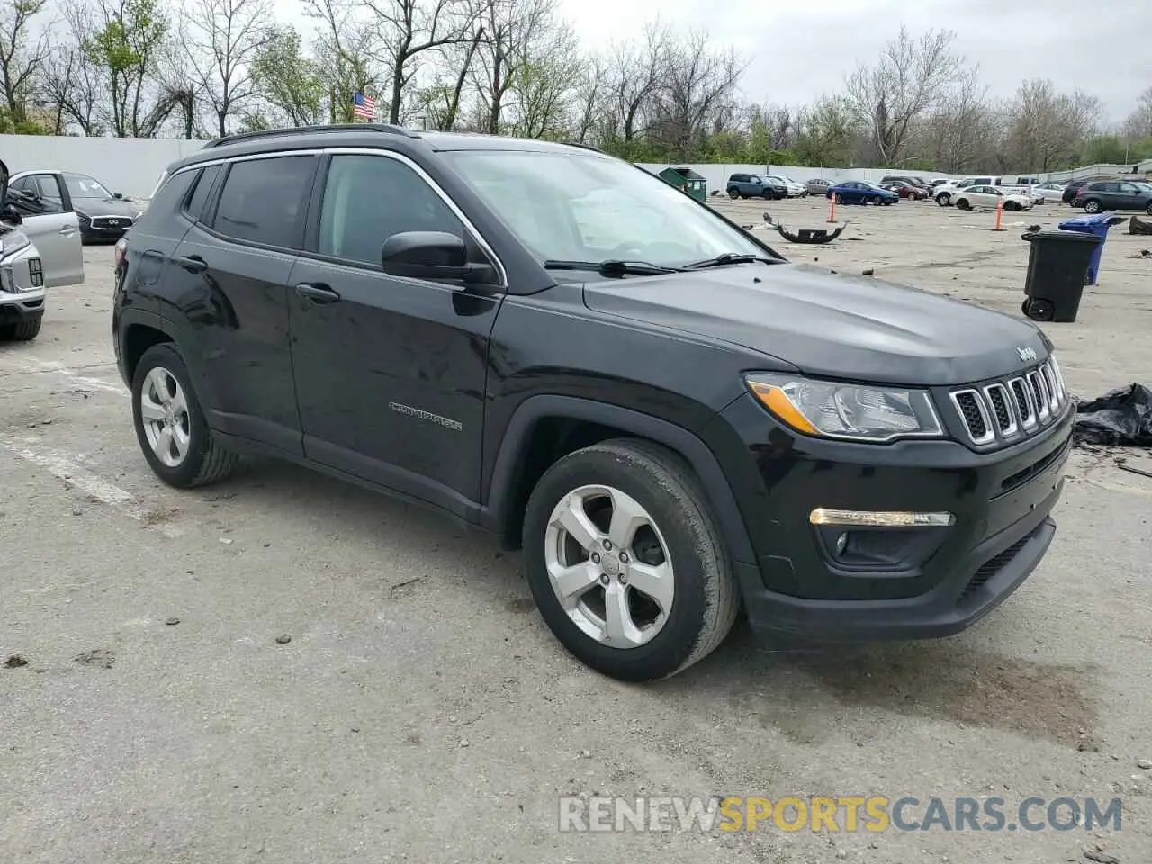 4 Photograph of a damaged car 3C4NJCBB6LT249977 JEEP COMPASS 2020