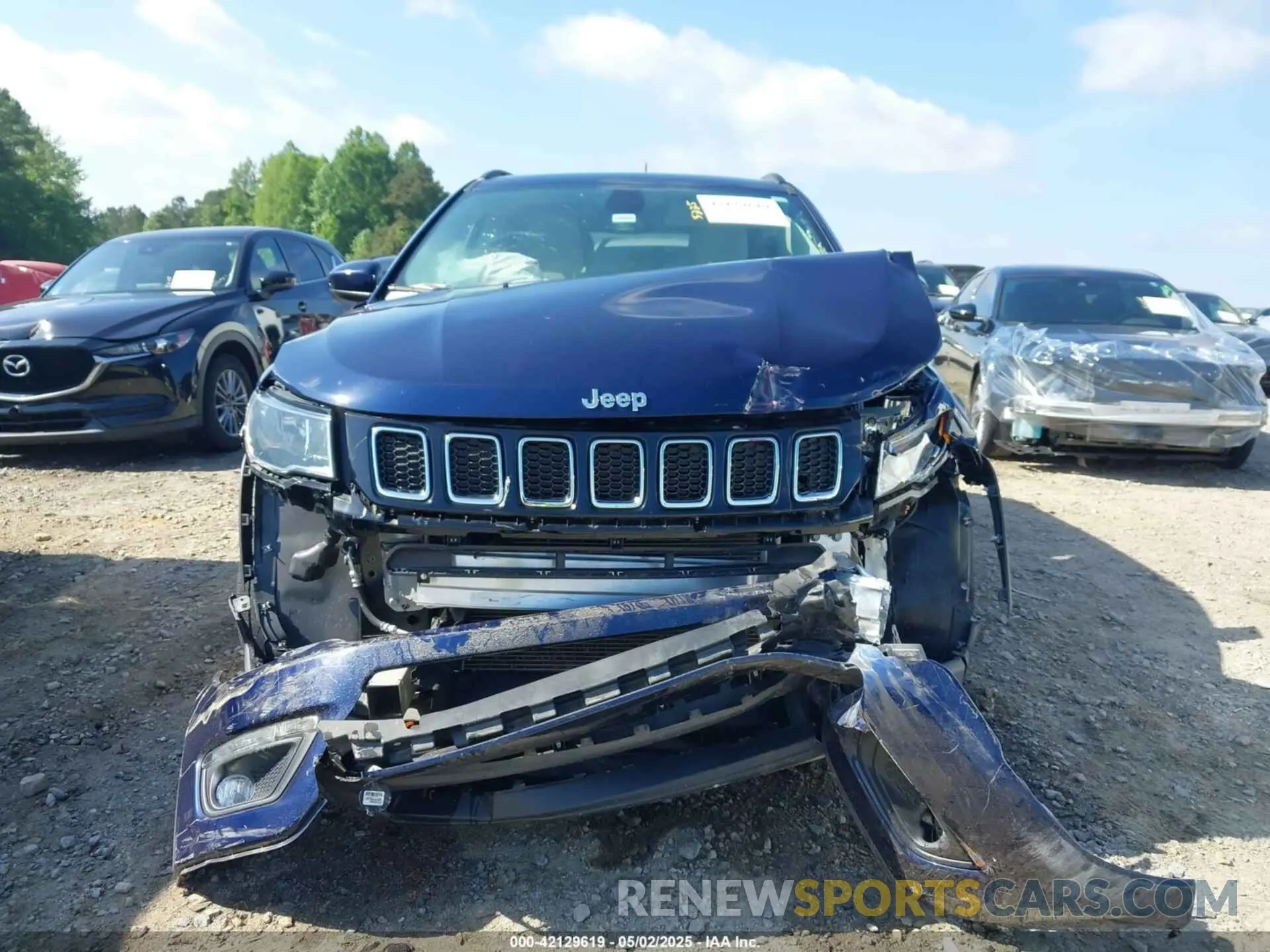 12 Photograph of a damaged car 3C4NJCBB7LT130383 JEEP COMPASS 2020