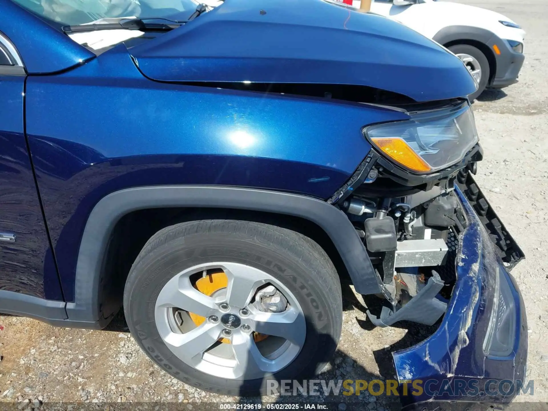21 Photograph of a damaged car 3C4NJCBB7LT130383 JEEP COMPASS 2020