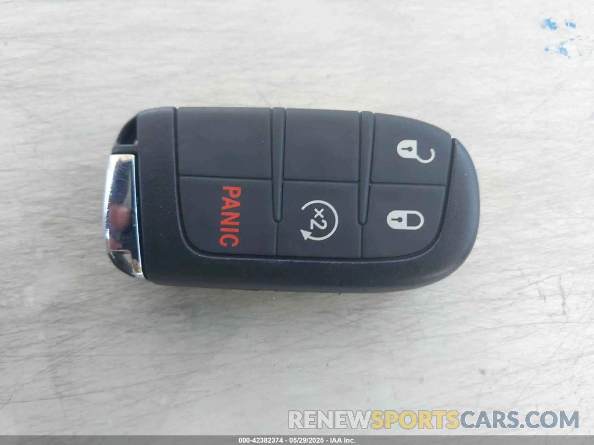 11 Photograph of a damaged car 3C4NJCBB8LT141375 JEEP COMPASS 2020