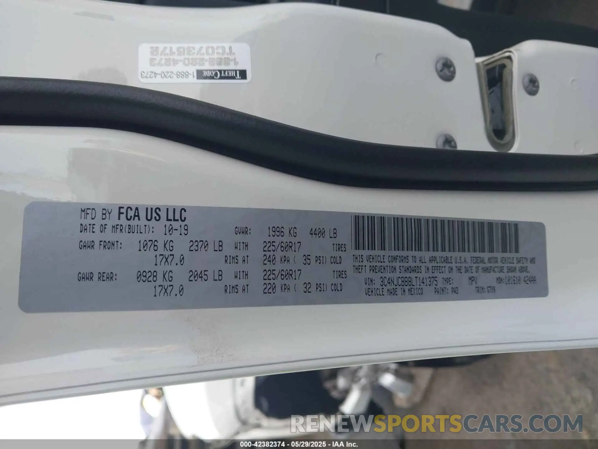 9 Photograph of a damaged car 3C4NJCBB8LT141375 JEEP COMPASS 2020