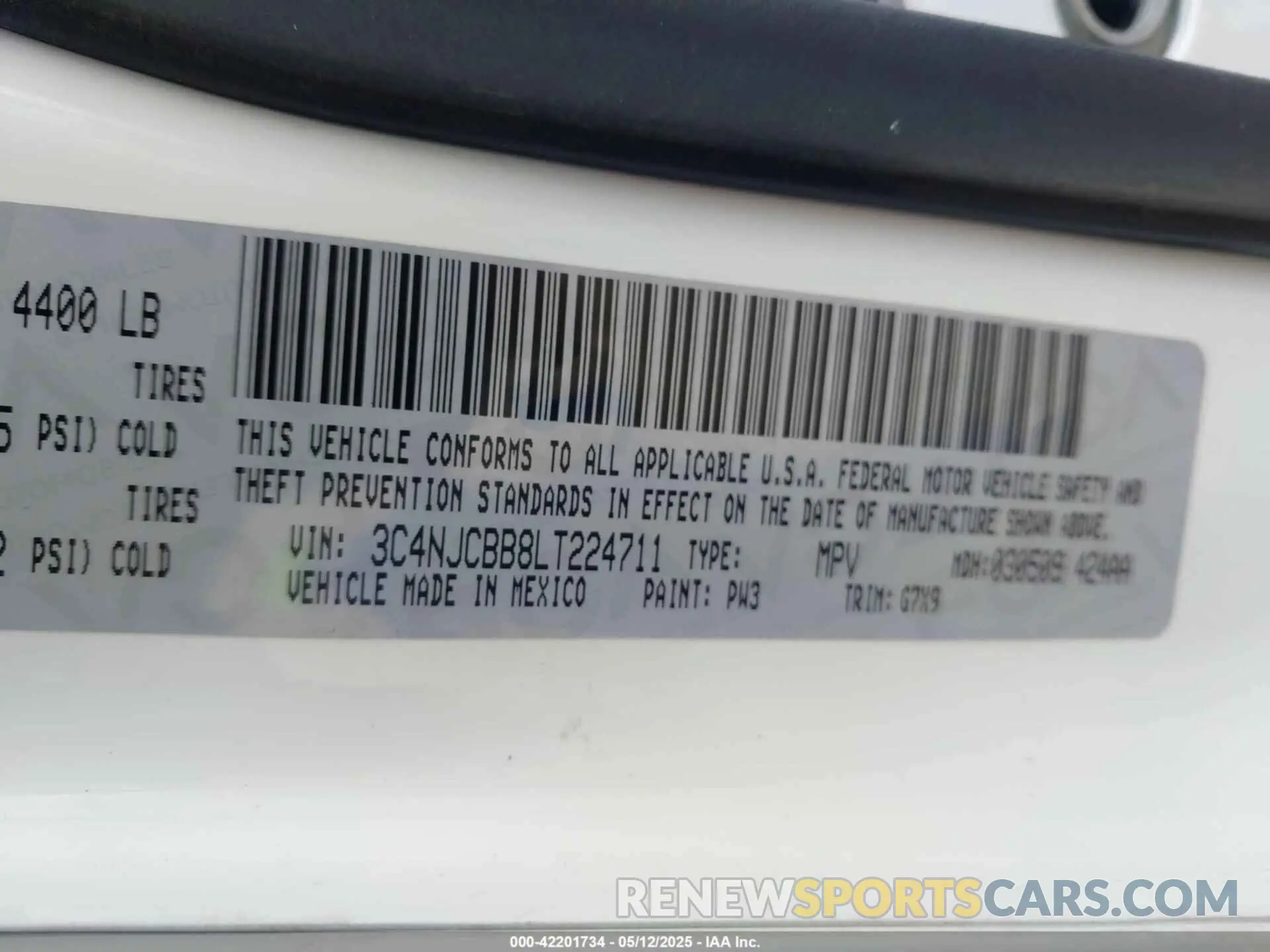 9 Photograph of a damaged car 3C4NJCBB8LT224711 JEEP COMPASS 2020