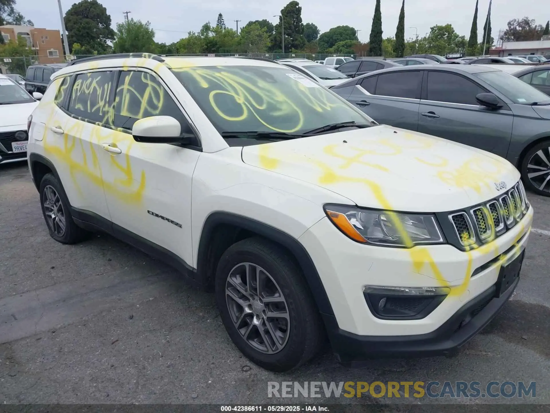 1 Photograph of a damaged car 3C4NJCBB8LT258891 JEEP COMPASS 2020