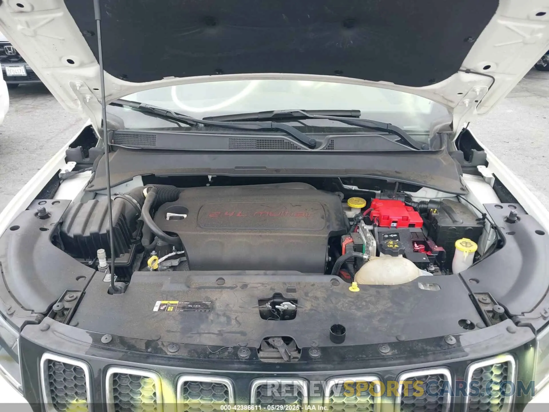 10 Photograph of a damaged car 3C4NJCBB8LT258891 JEEP COMPASS 2020