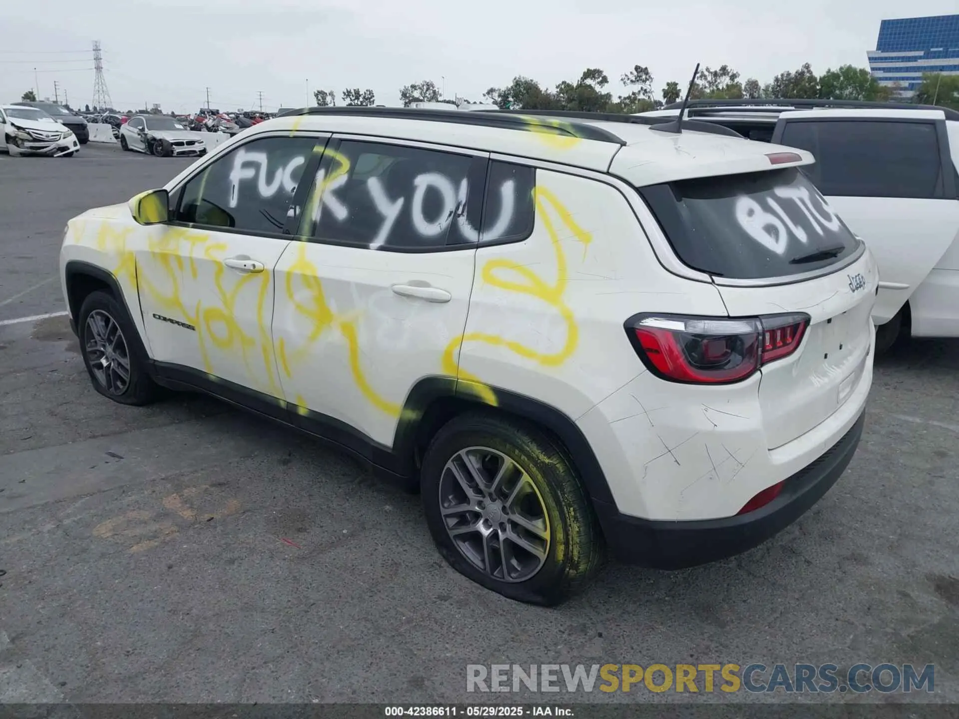 3 Photograph of a damaged car 3C4NJCBB8LT258891 JEEP COMPASS 2020