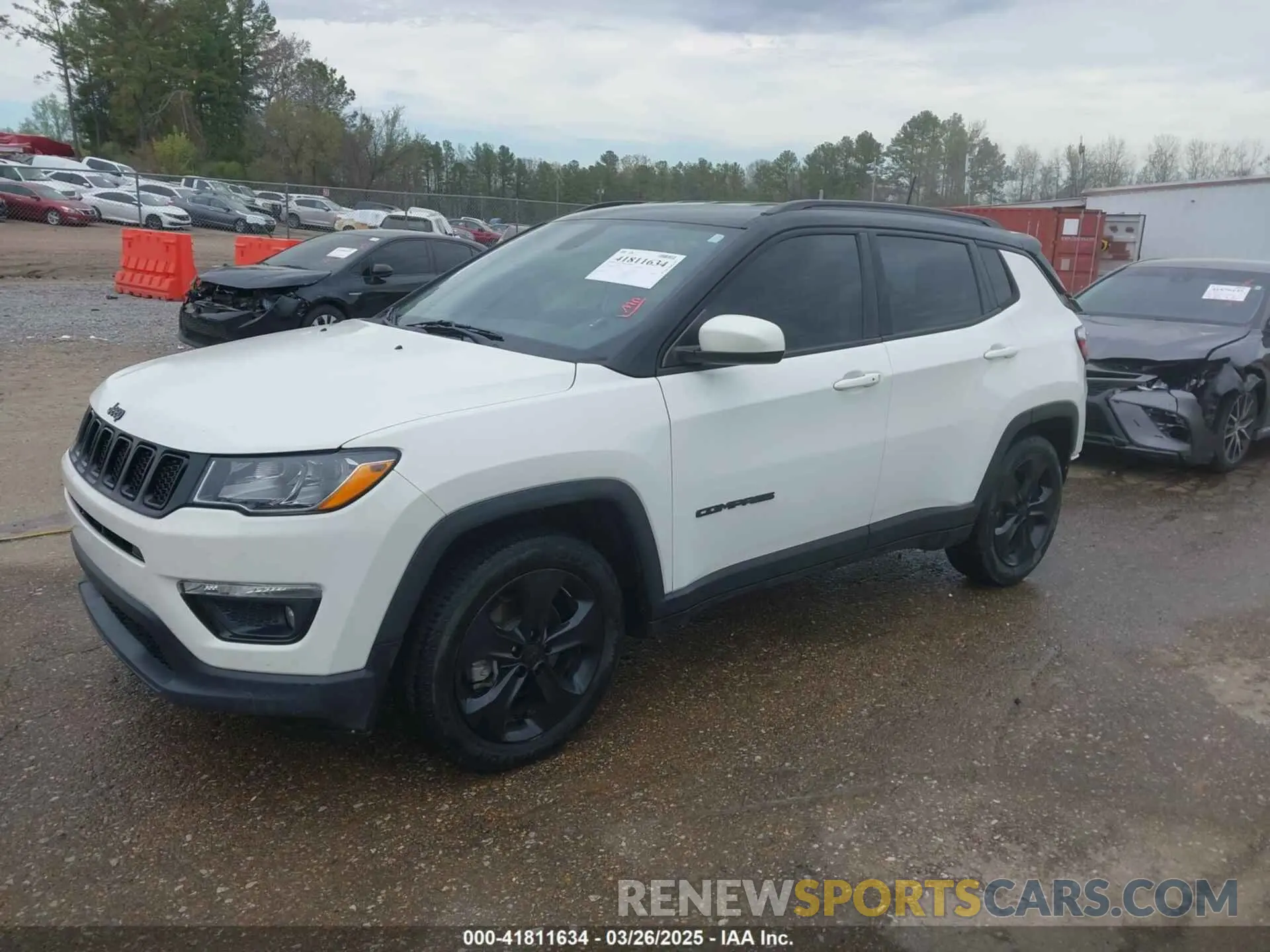 2 Photograph of a damaged car 3C4NJCBB9LT118042 JEEP COMPASS 2020