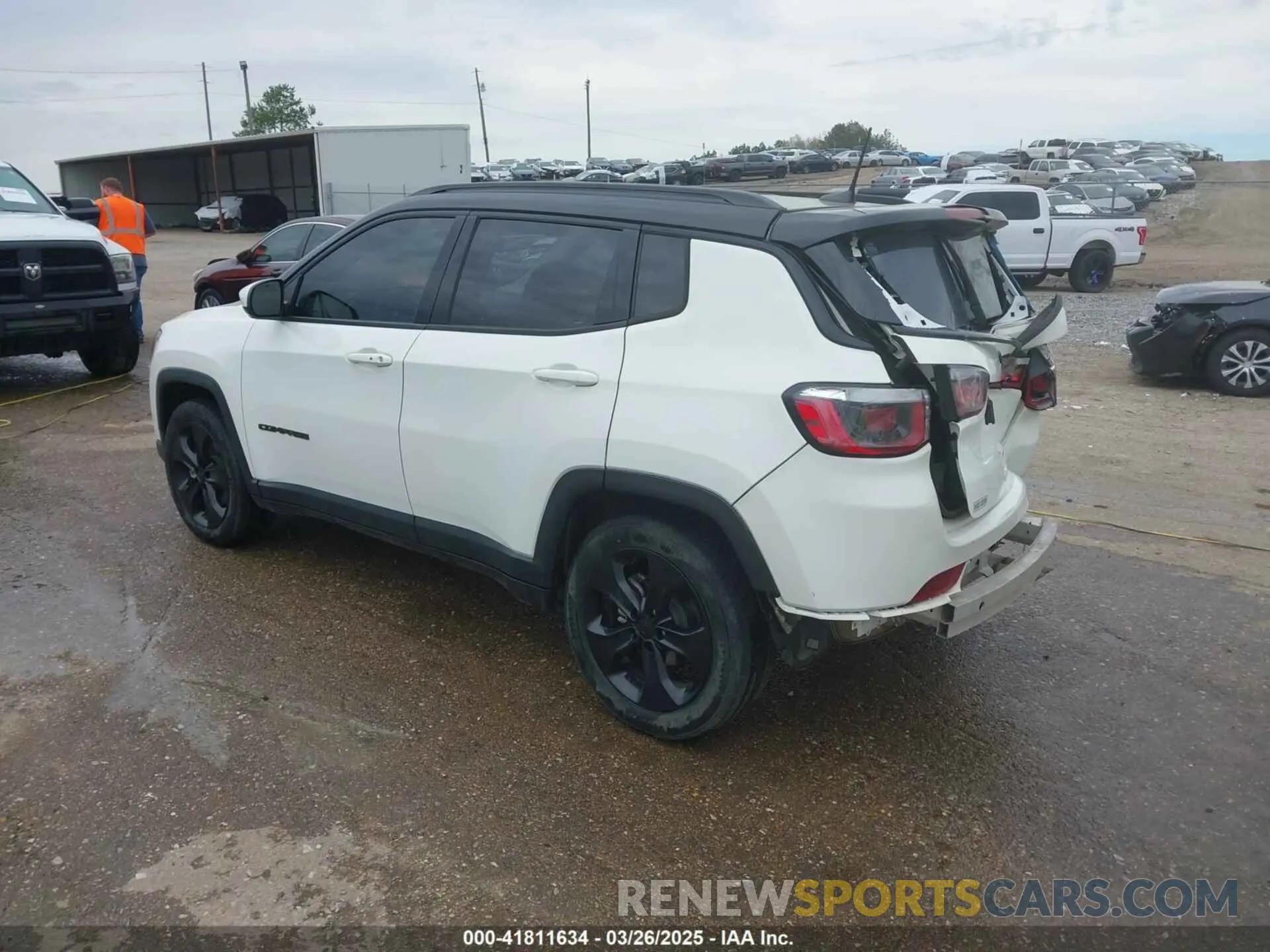3 Photograph of a damaged car 3C4NJCBB9LT118042 JEEP COMPASS 2020