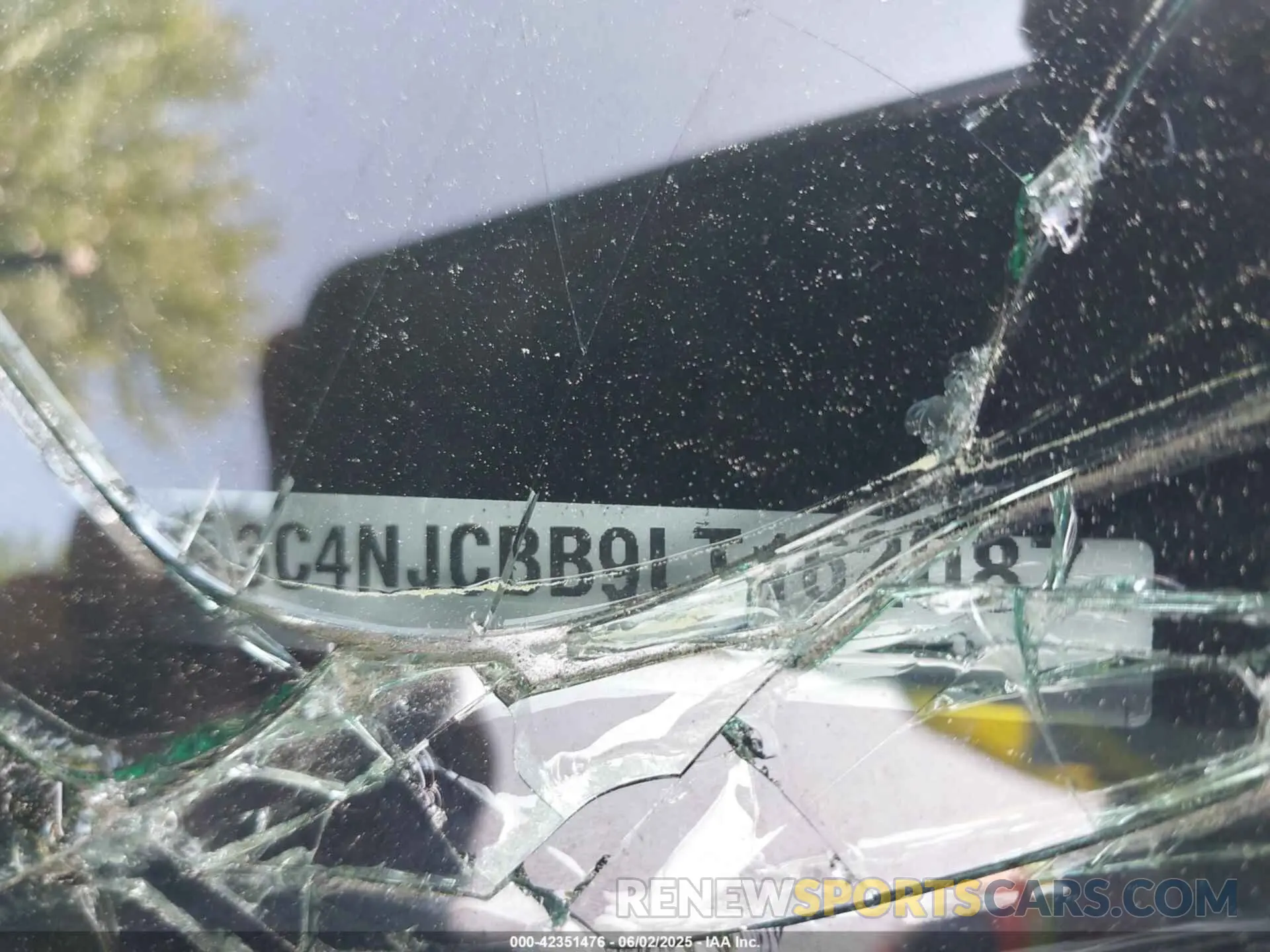 9 Photograph of a damaged car 3C4NJCBB9LT162087 JEEP COMPASS 2020