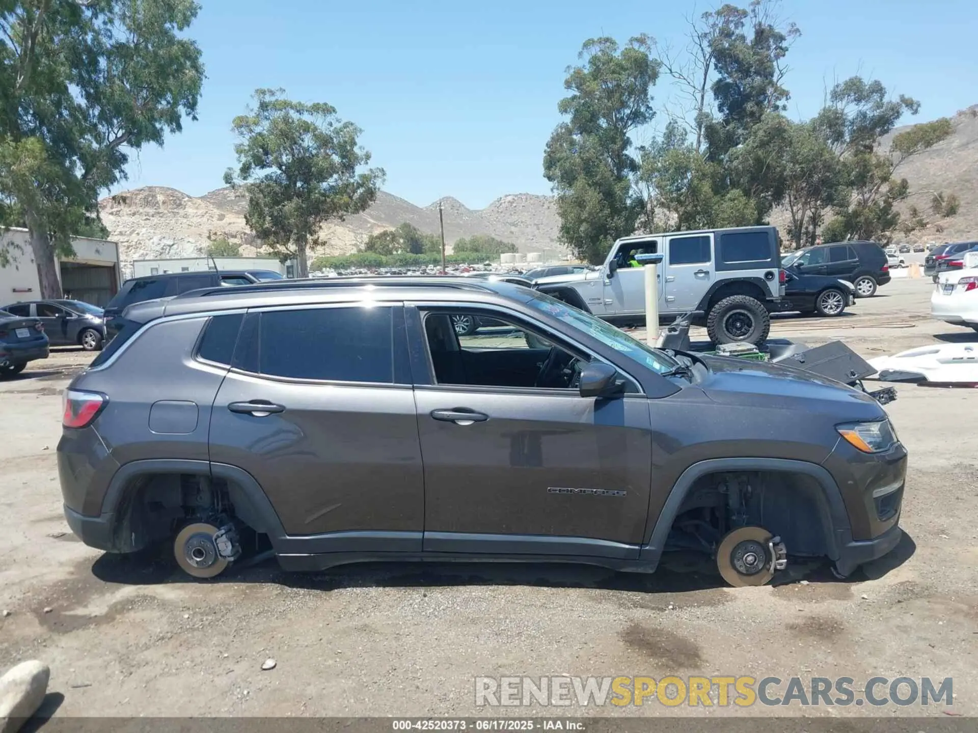12 Photograph of a damaged car 3C4NJCBB9LT169802 JEEP COMPASS 2020