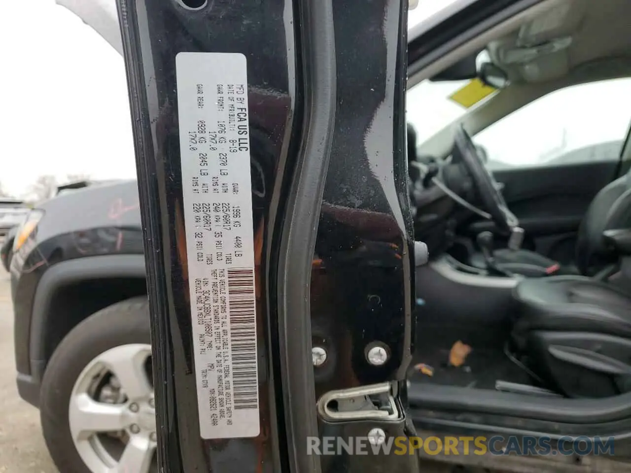 13 Photograph of a damaged car 3C4NJCBBXLT108507 JEEP COMPASS 2020