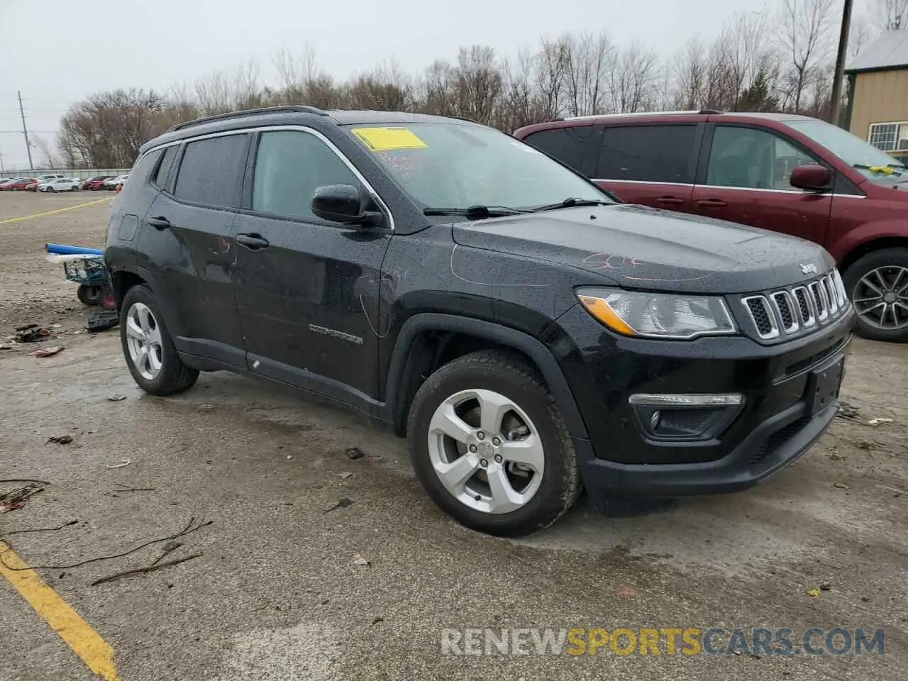 4 Photograph of a damaged car 3C4NJCBBXLT108507 JEEP COMPASS 2020