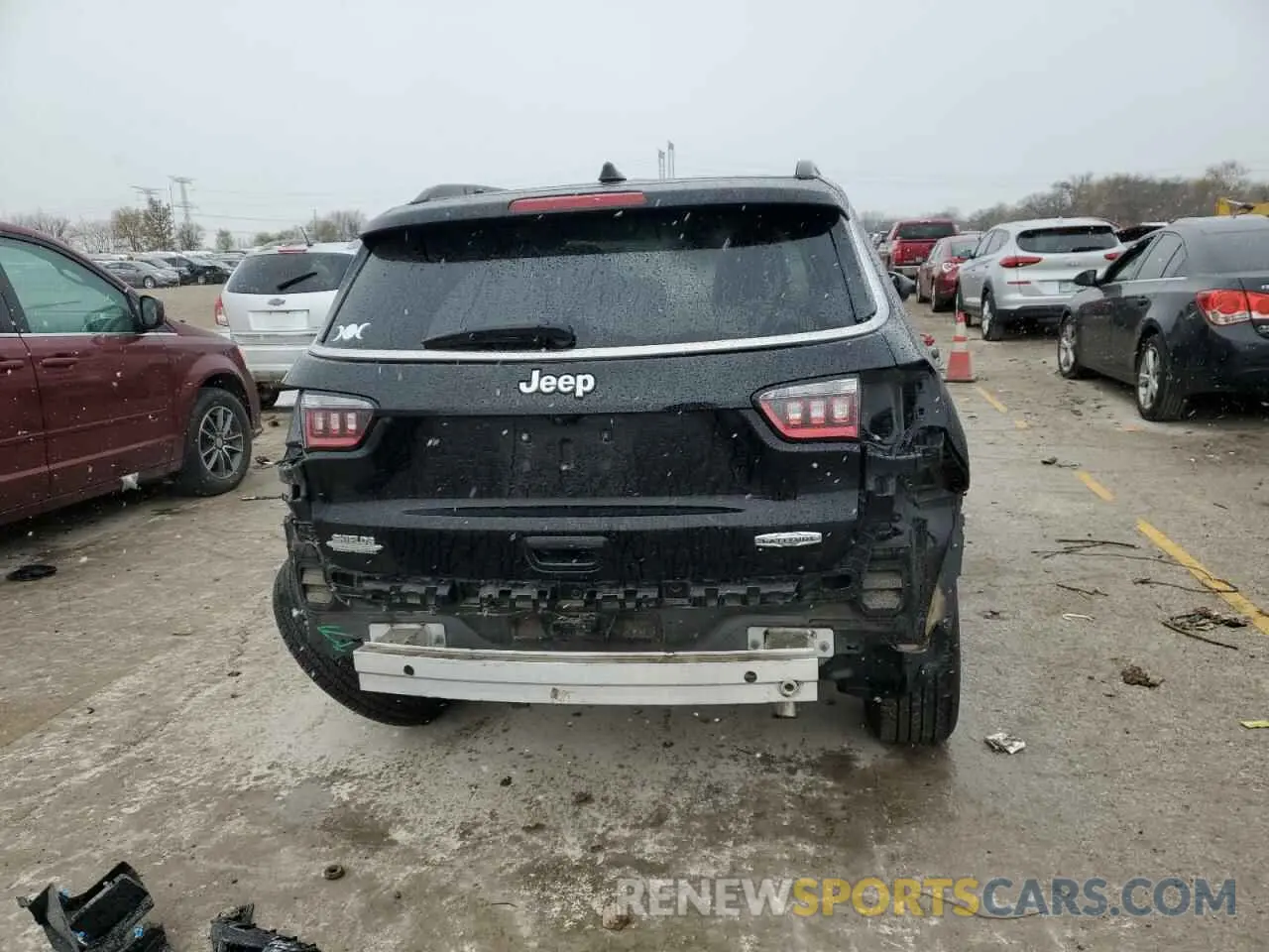 6 Photograph of a damaged car 3C4NJCBBXLT108507 JEEP COMPASS 2020