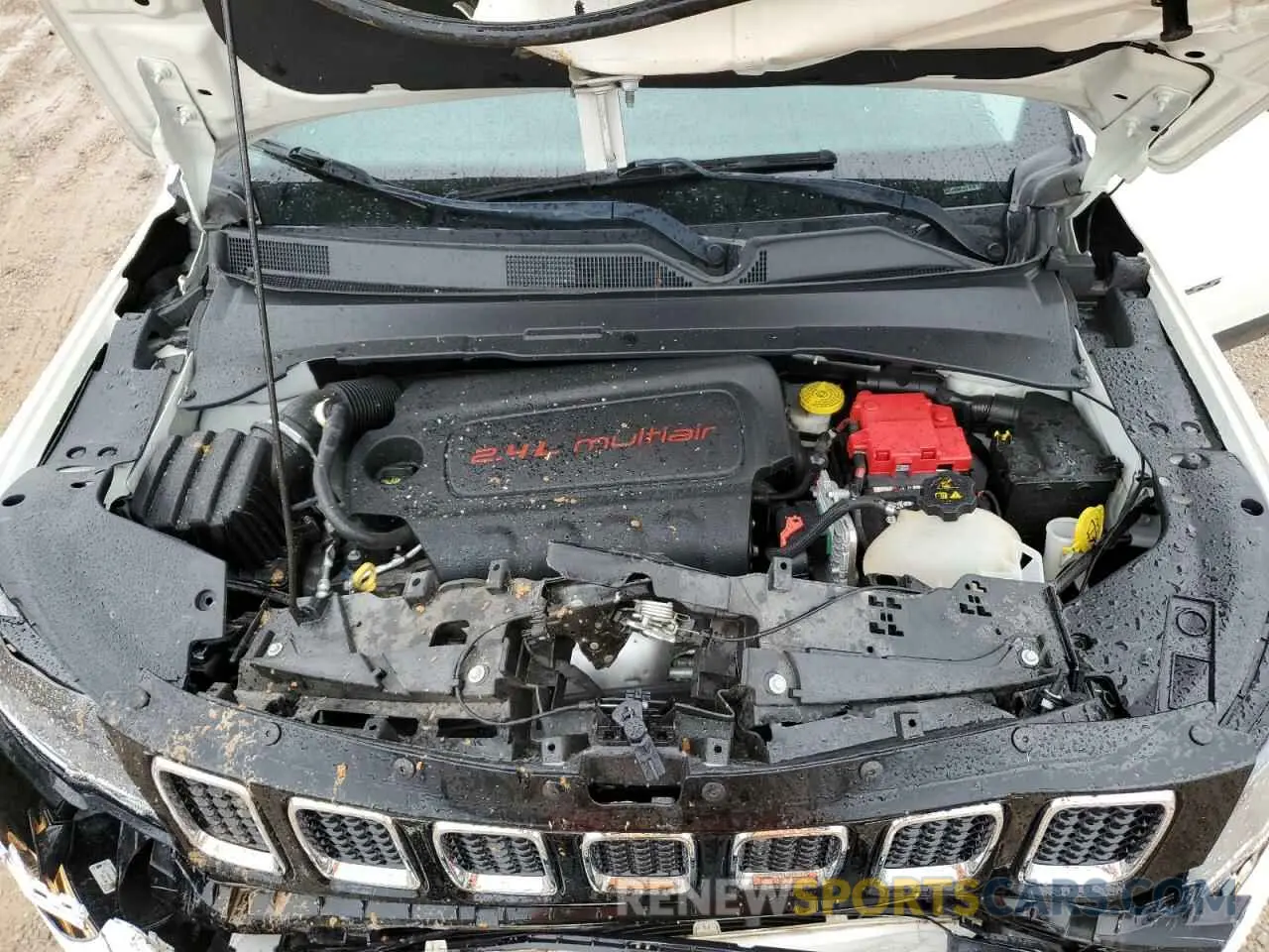 12 Photograph of a damaged car 3C4NJCBBXLT158971 JEEP COMPASS 2020