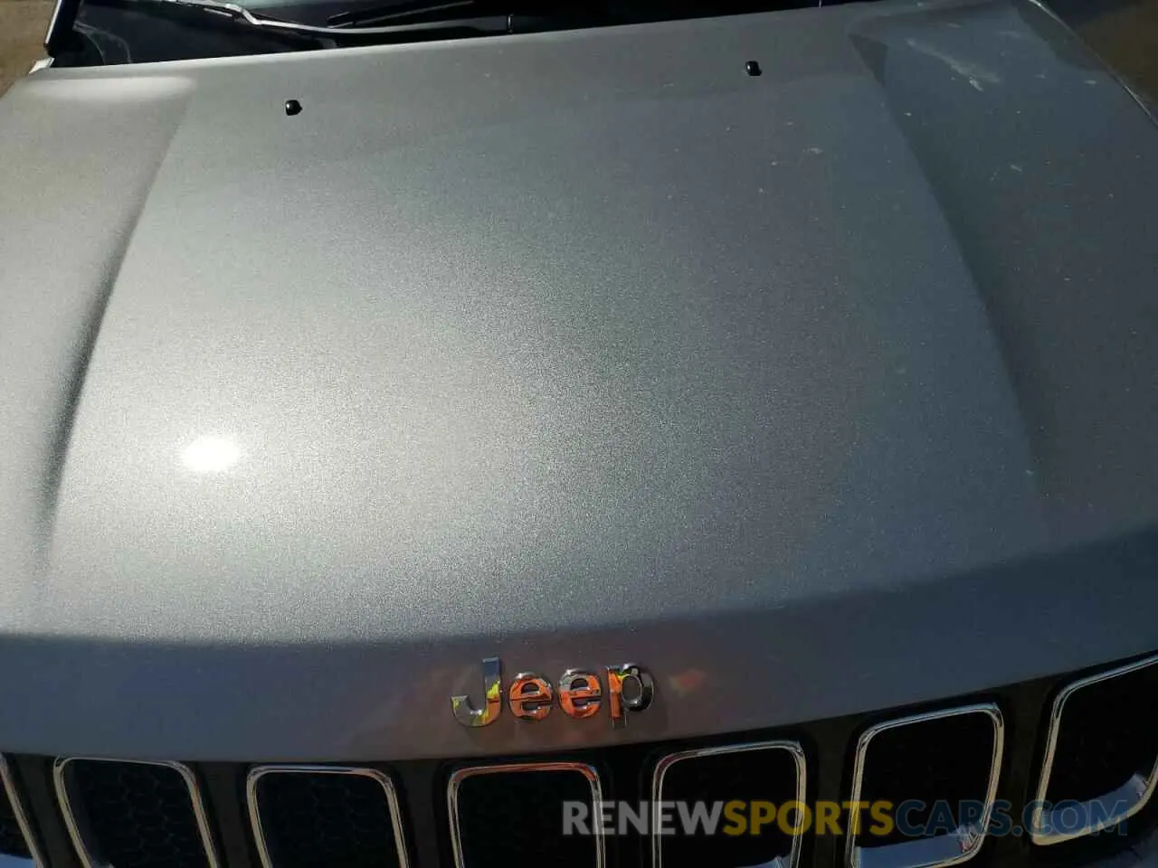 13 Photograph of a damaged car 3C4NJCBBXLT205996 JEEP COMPASS 2020