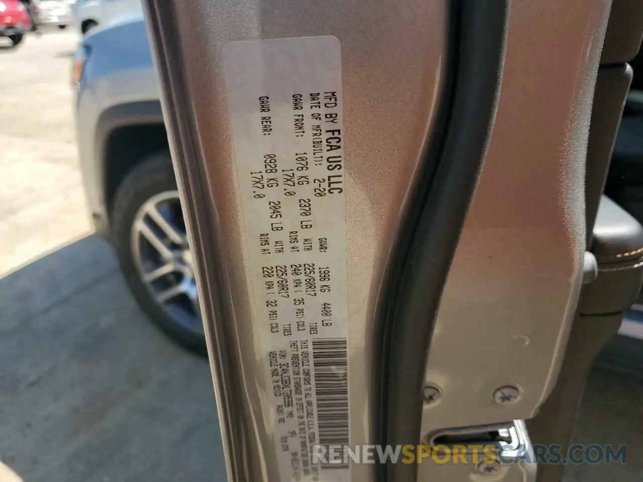 14 Photograph of a damaged car 3C4NJCBBXLT205996 JEEP COMPASS 2020