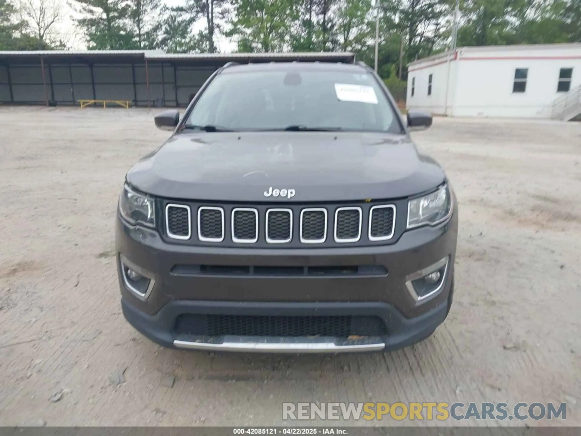 13 Photograph of a damaged car 3C4NJCCB0LT128635 JEEP COMPASS 2020