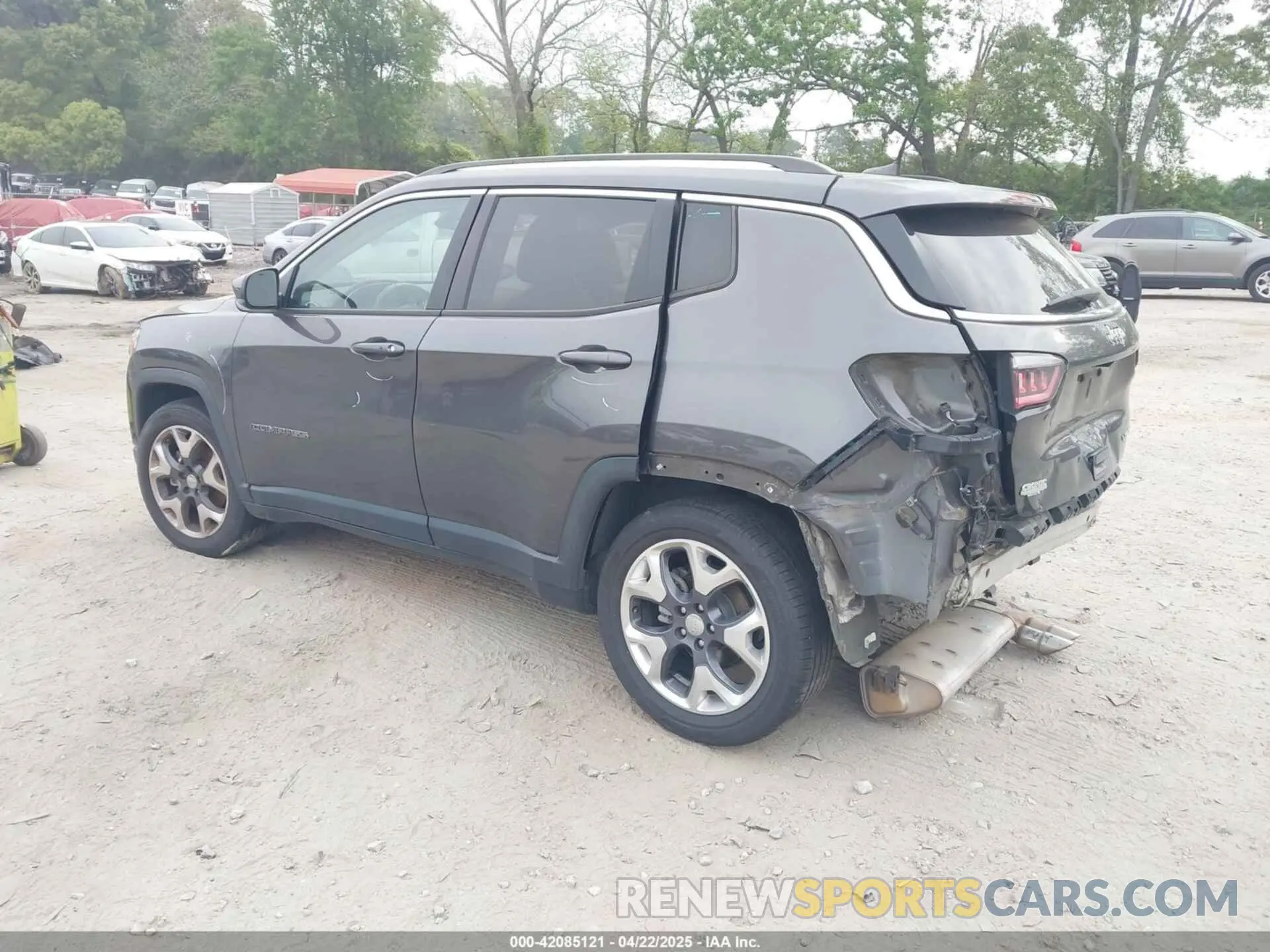3 Photograph of a damaged car 3C4NJCCB0LT128635 JEEP COMPASS 2020